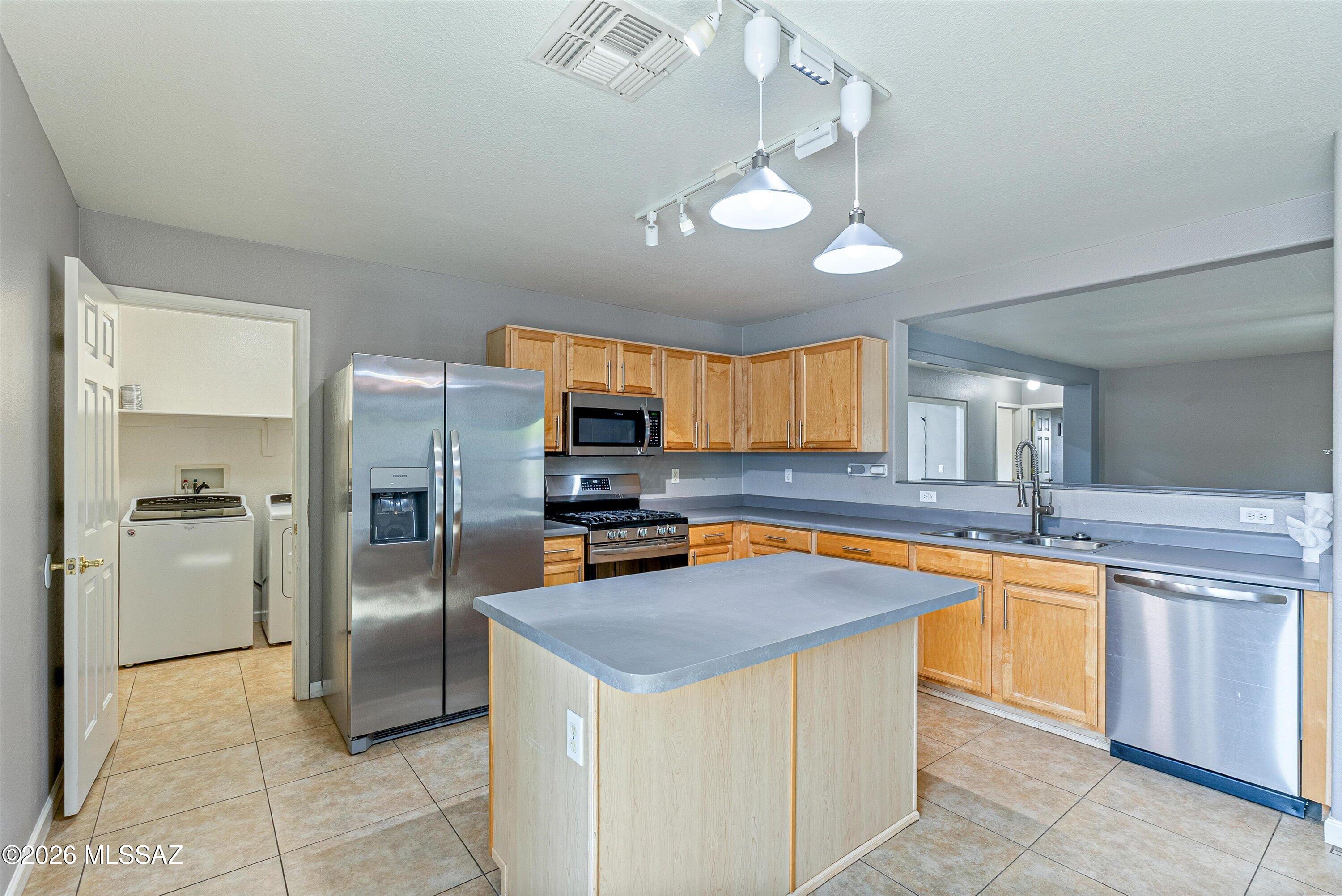 Presidio De Las Montanas - Residential
