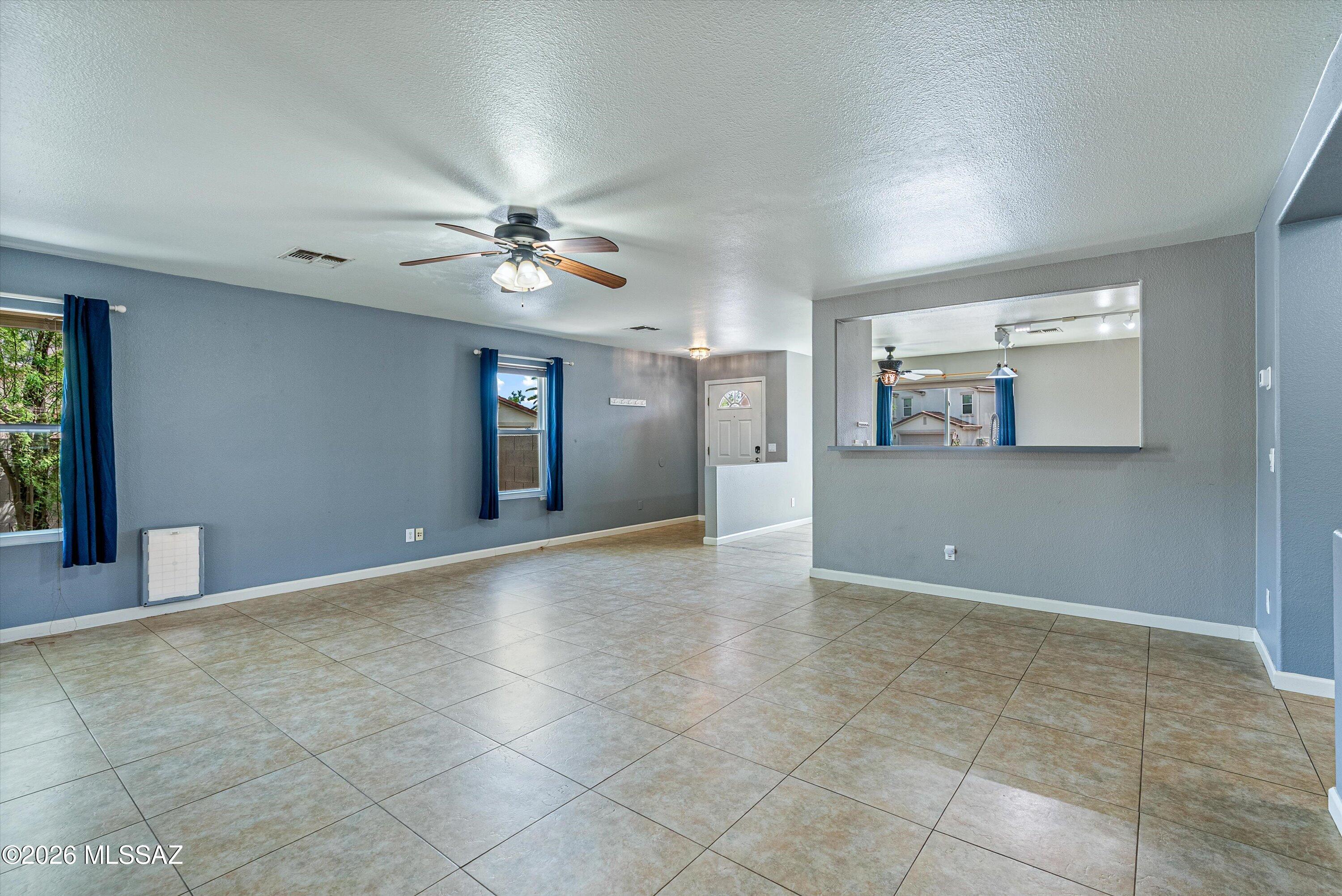 Presidio De Las Montanas - Residential