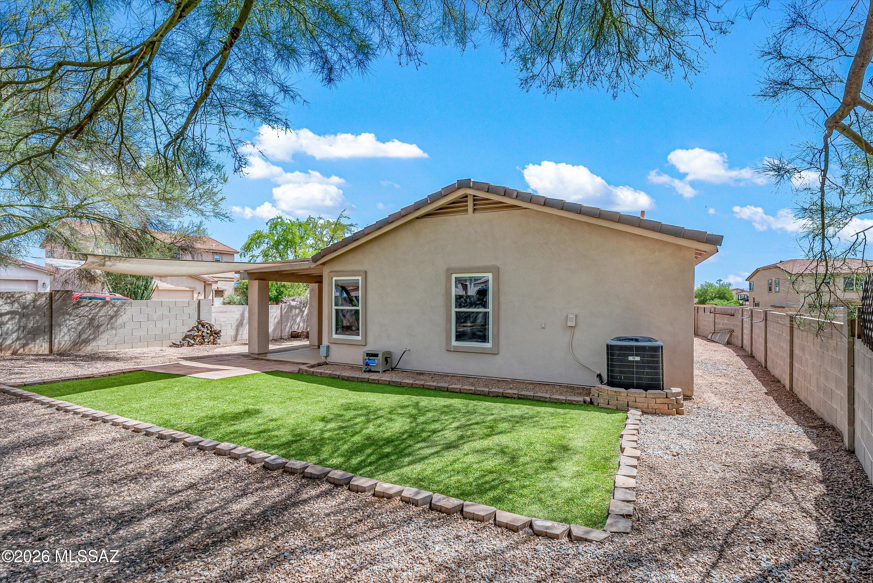 Presidio De Las Montanas - Residential