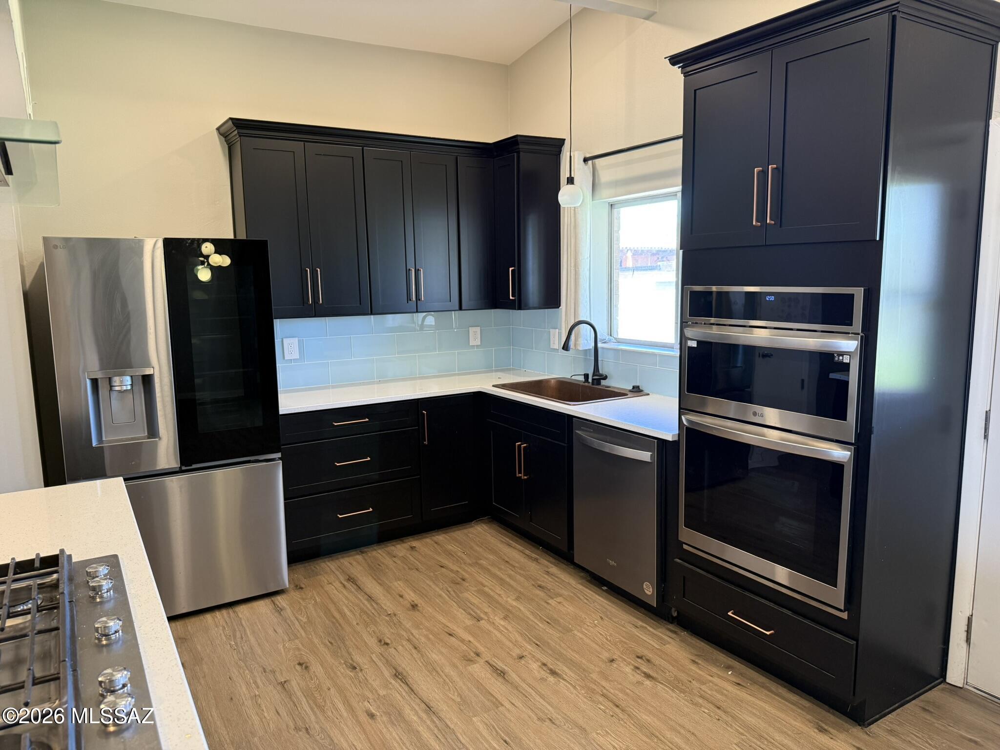 Centennial Park (1-160) - Residential Lease