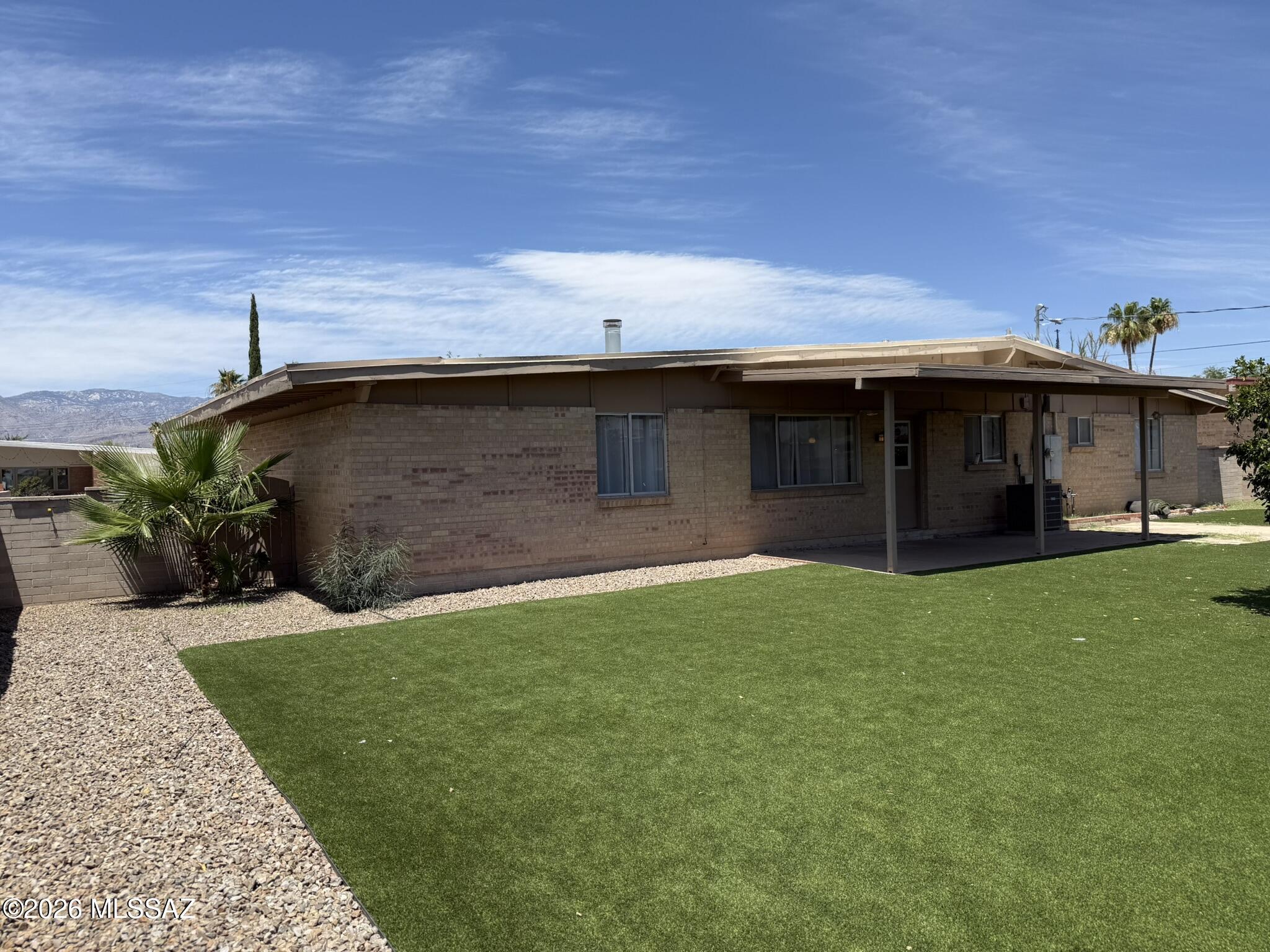 Centennial Park (1-160) - Residential Lease