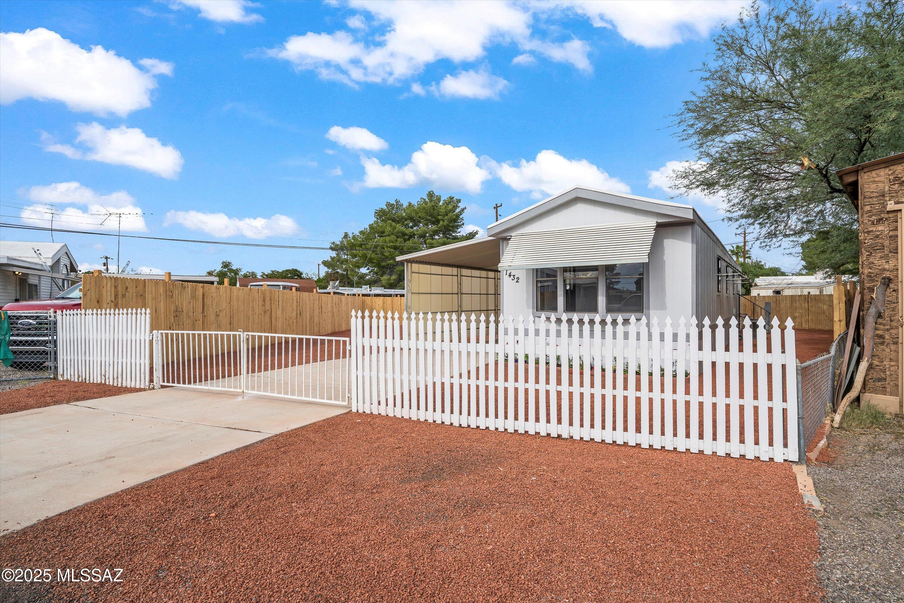 Buena Tierra (1-37) - Residential