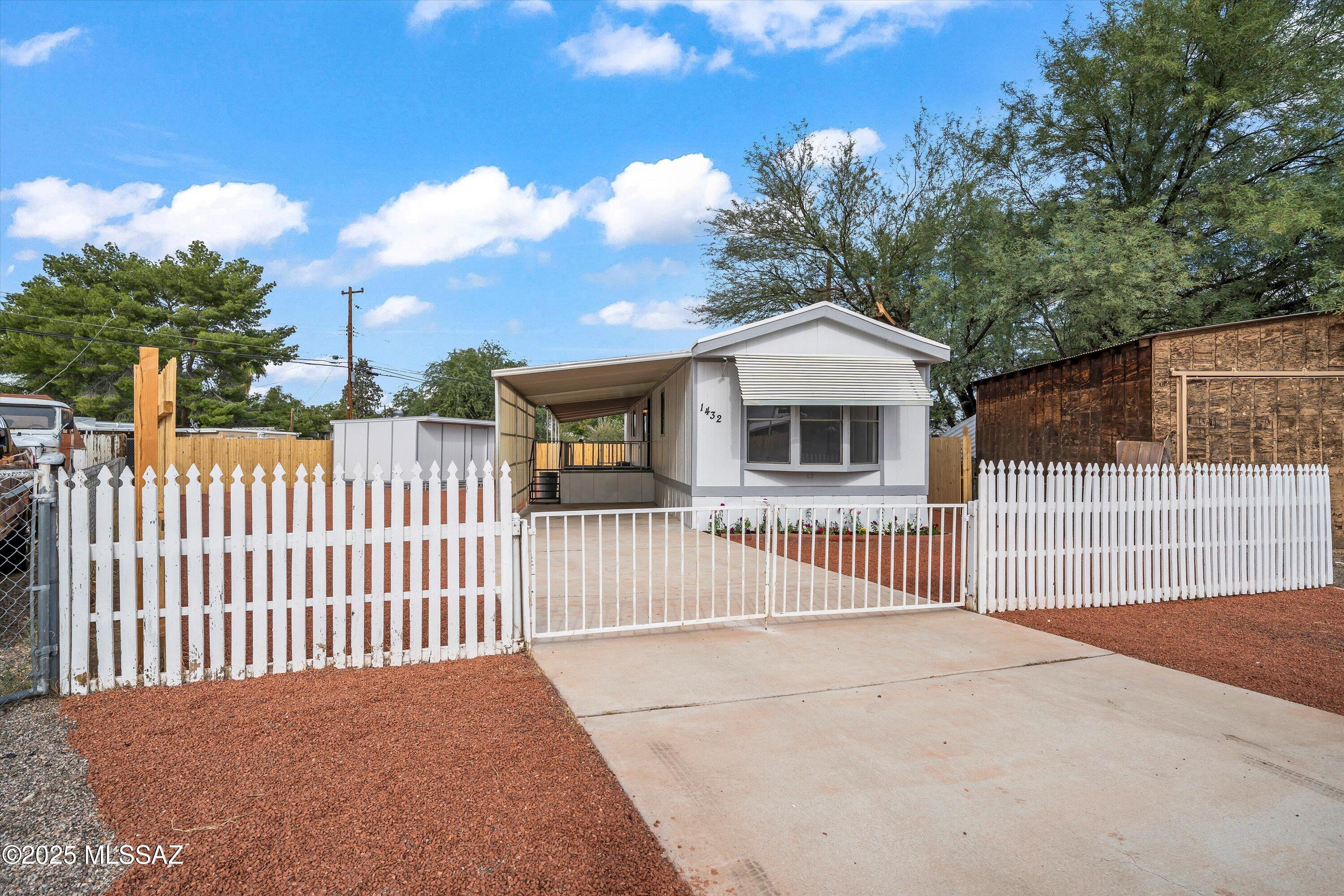 Buena Tierra (1-37) - Residential