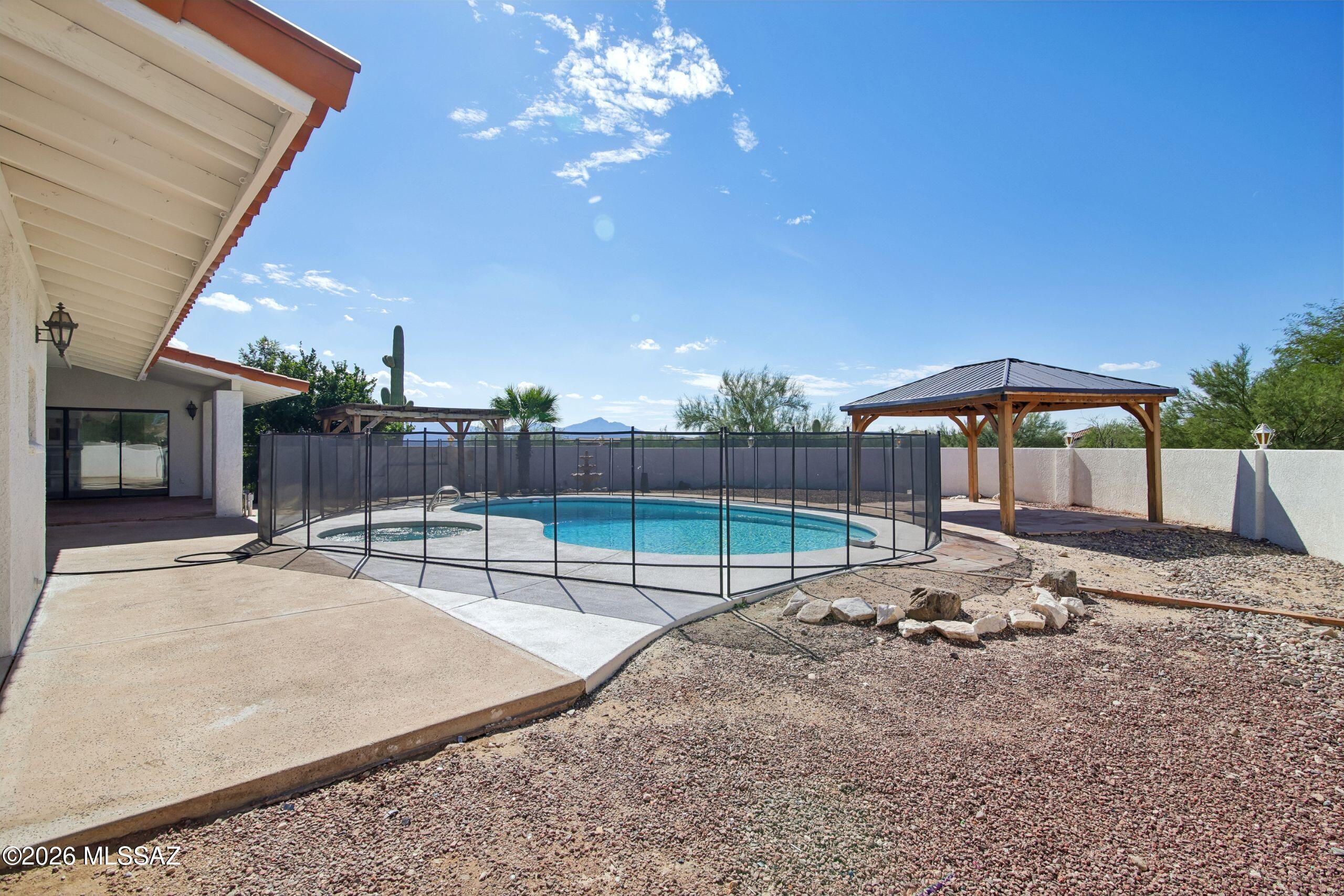 Tucson National Est West - Residential