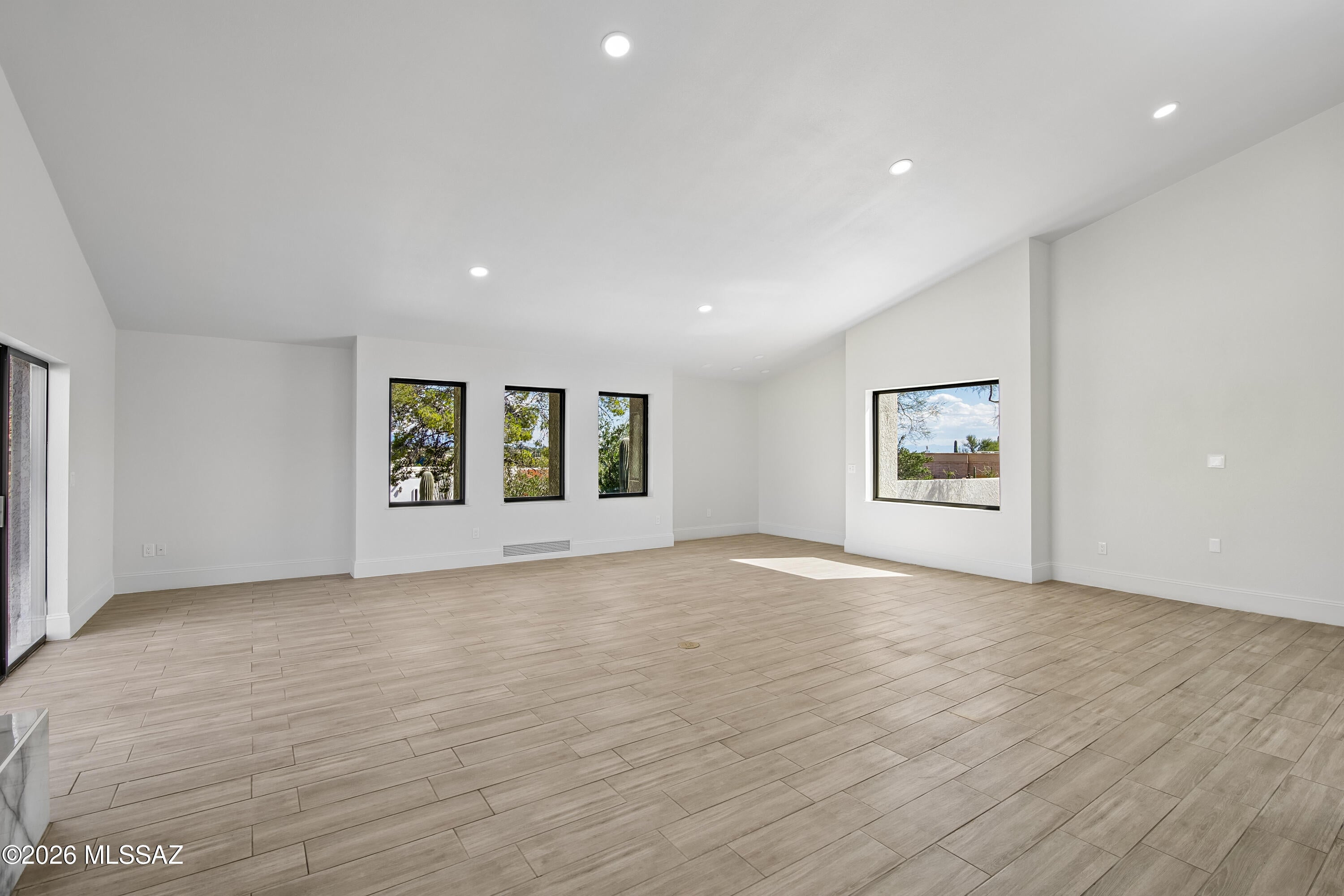 Tucson National Est West - Residential