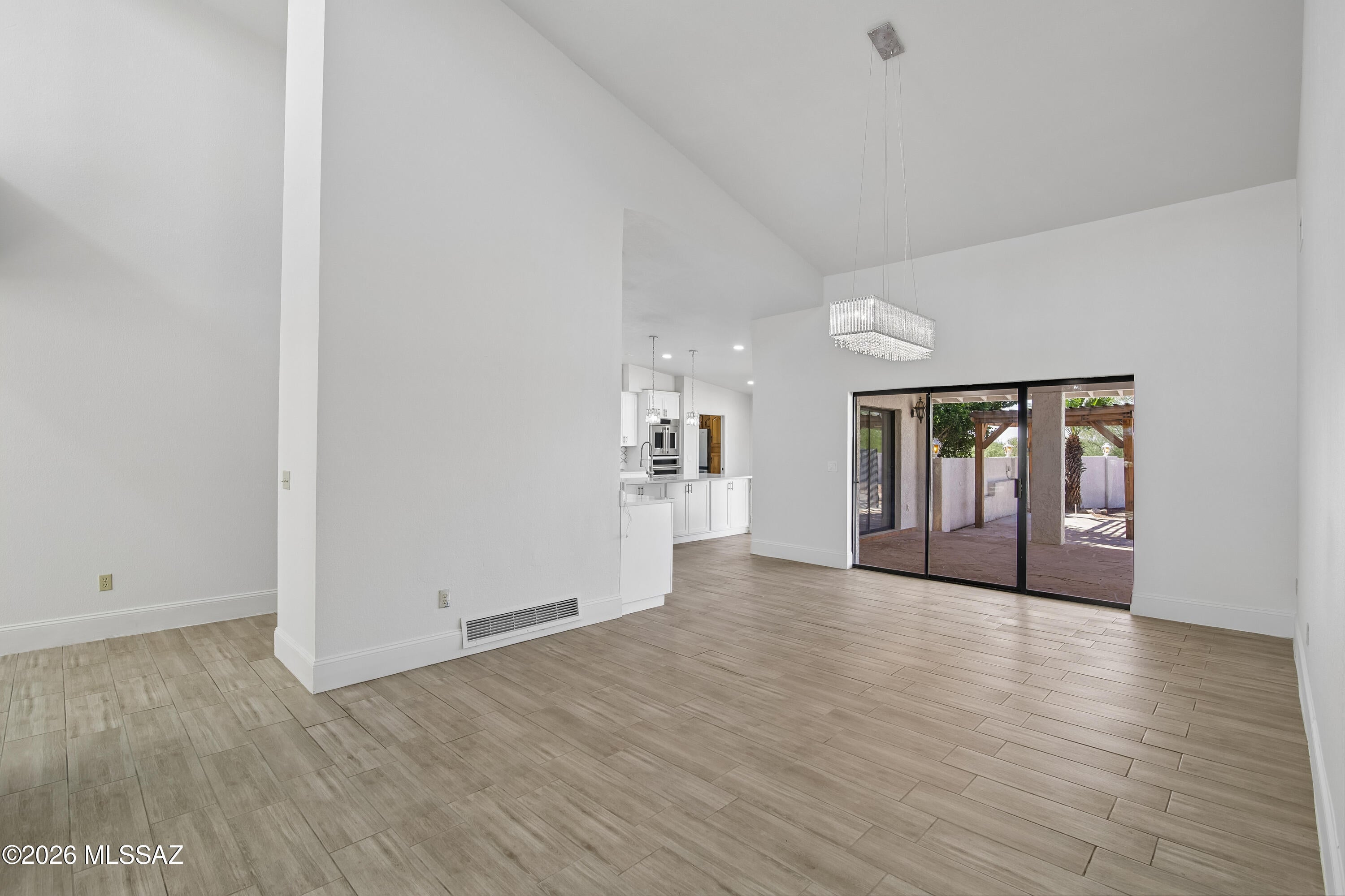 Tucson National Est West - Residential