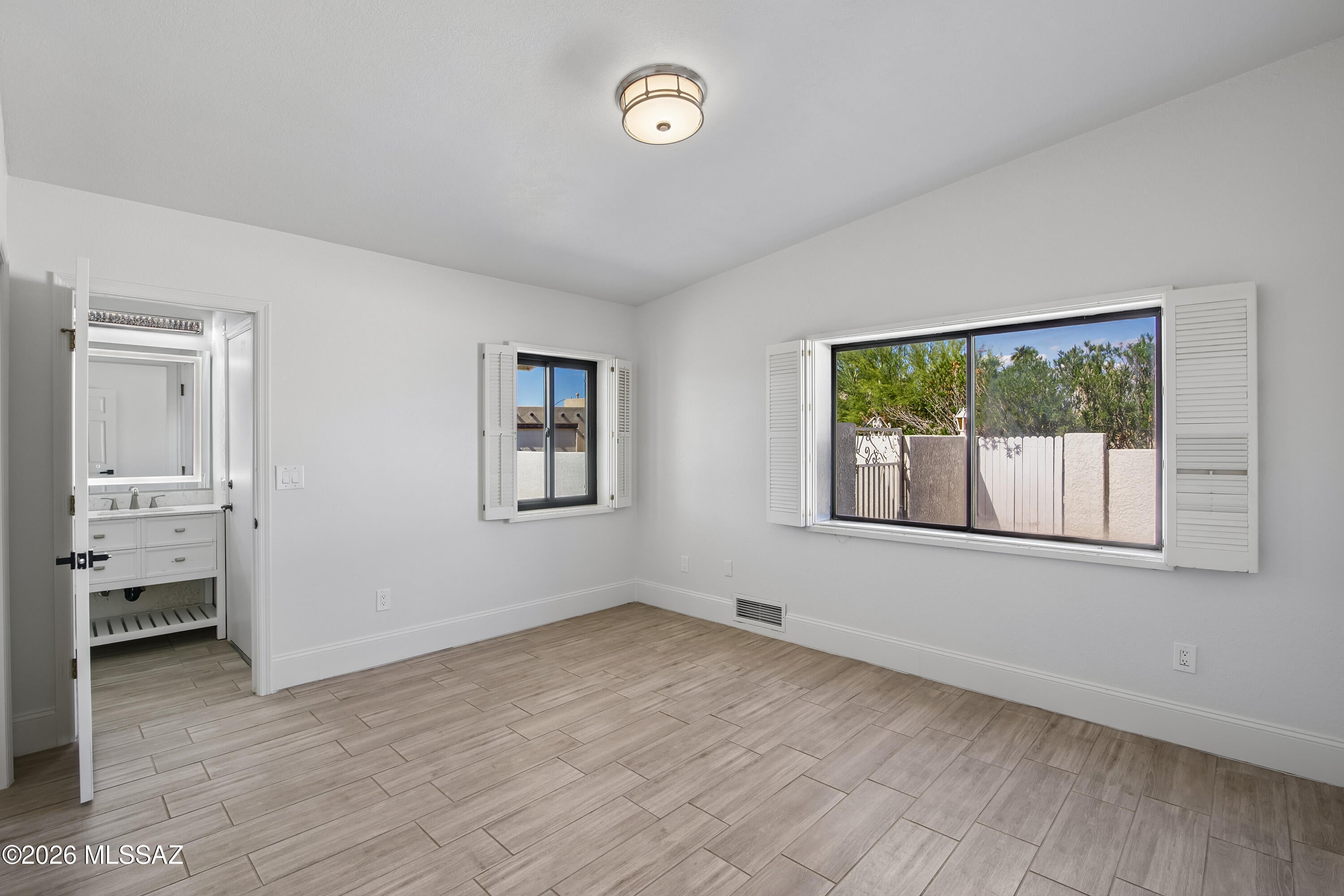 Tucson National Est West - Residential