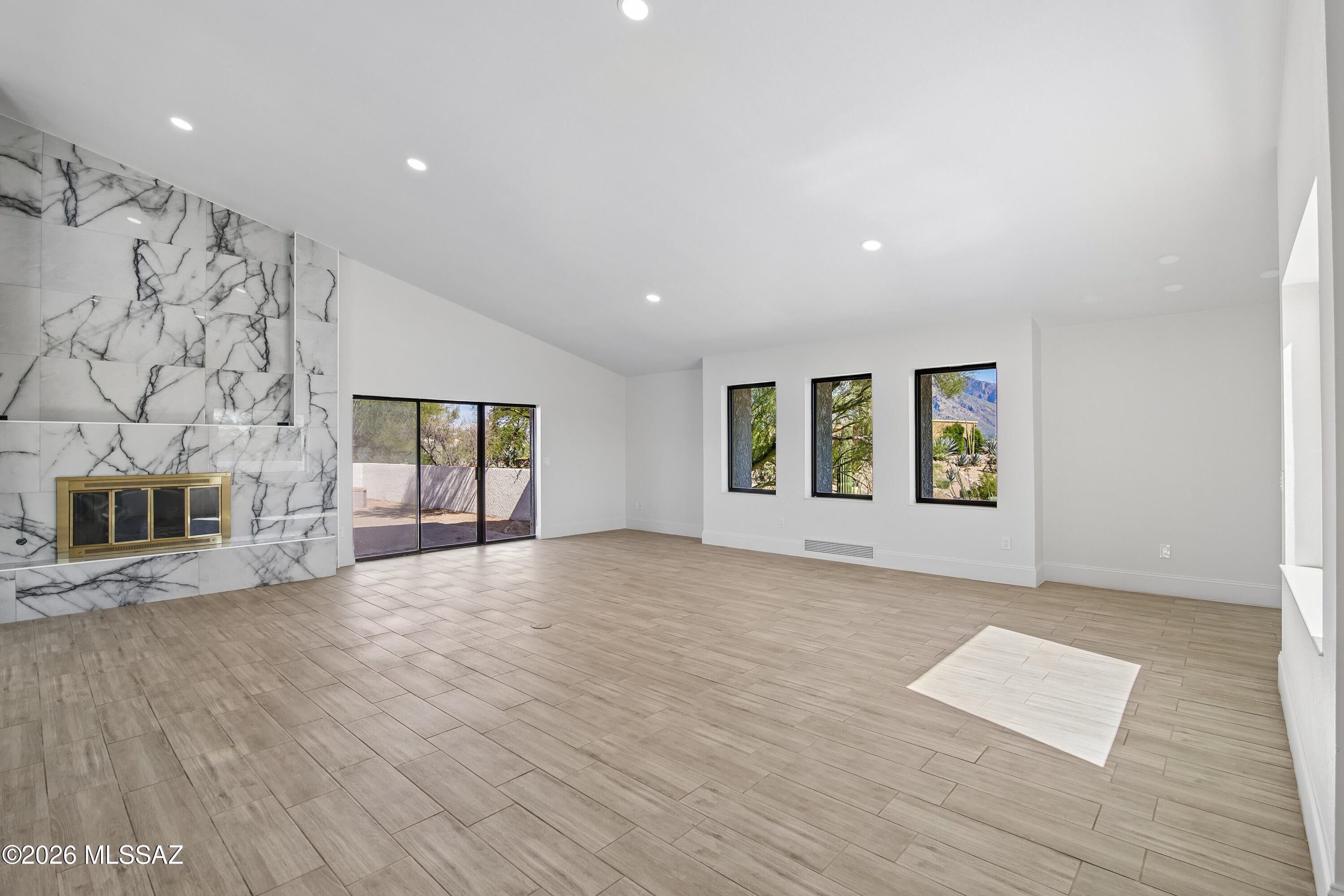 Tucson National Est West - Residential