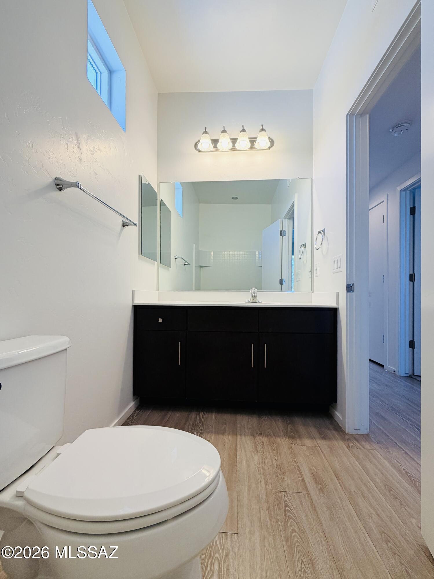Camino Modern SQ20180120608 - Residential Lease