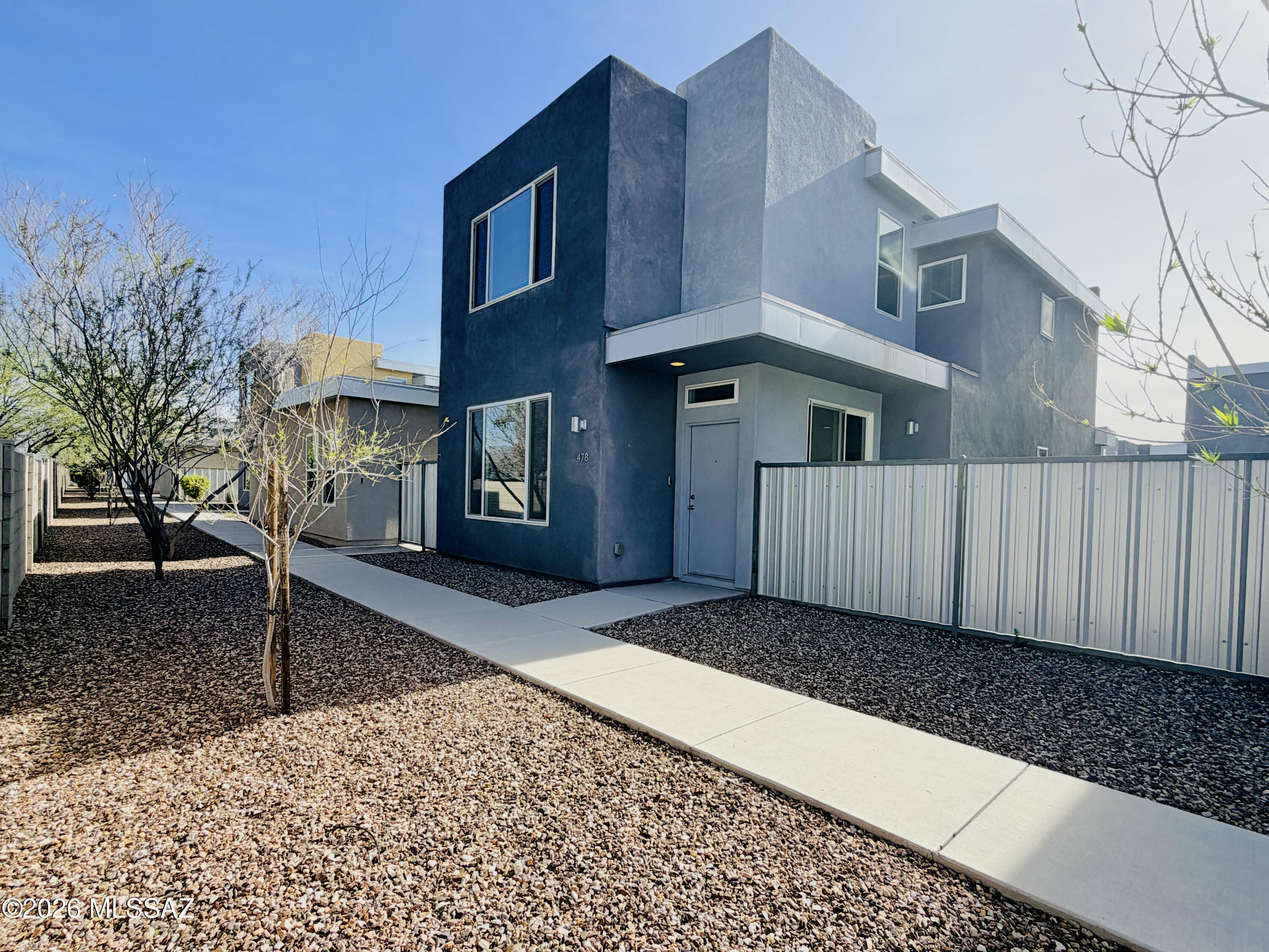 *See Video Tour in Photos* Located on the Eastside, this 3bdr/2.5 ba home offers a fabulous greatroom, kitchen features gas stove, granite counters, and stainless steel appliances.
1/2 bath is downstairs for convenience!
Primary bedroom is upstairs w/ensuite w/garden tub, dual vanity, and a separate shower!
Two more bedrooms are upstairs with a full bath and laundry room.
Low-maintenance fenced backyard and two car garage.
