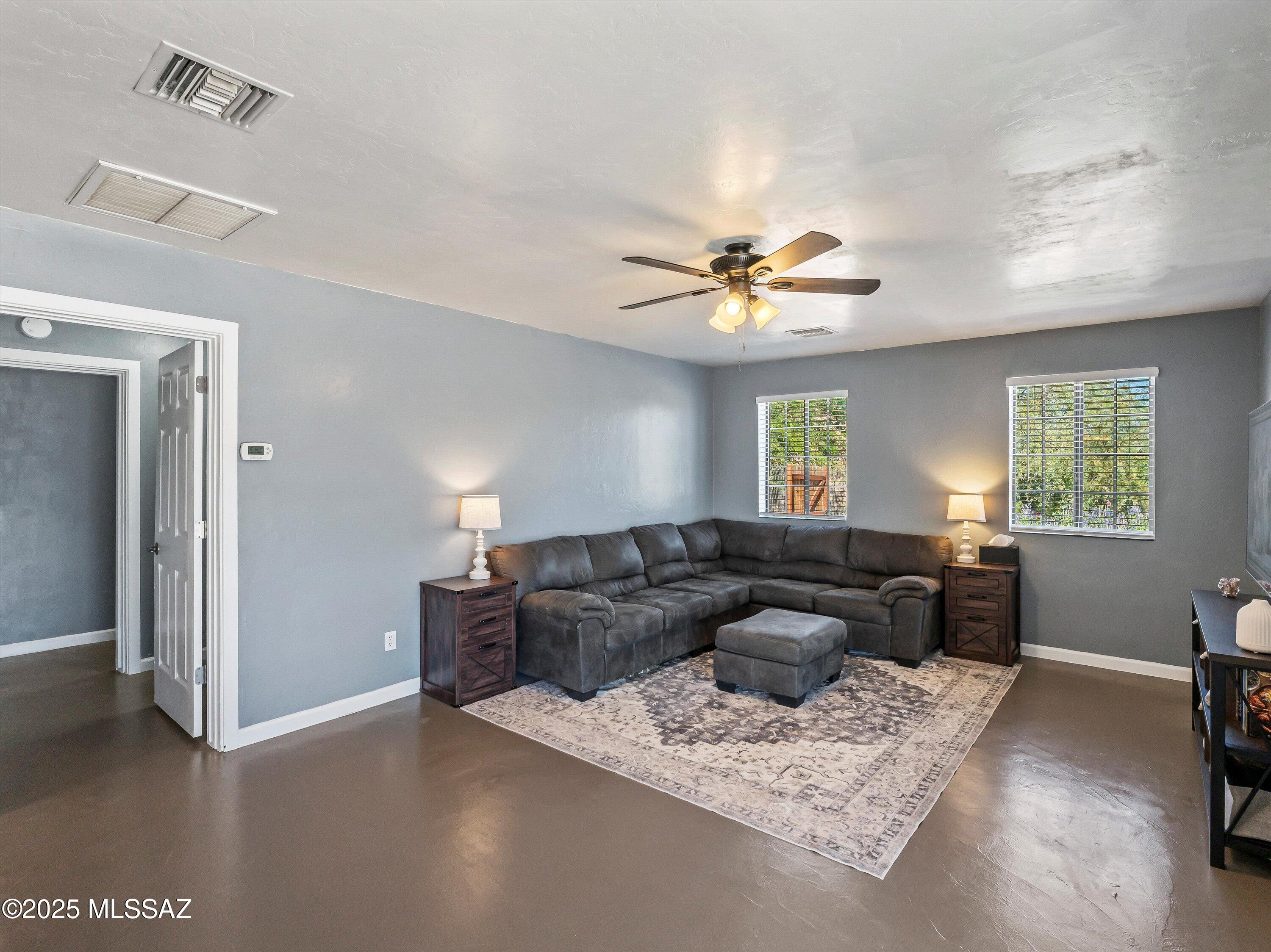 New Tucson Unit NO. 23 (140-261) - Residential