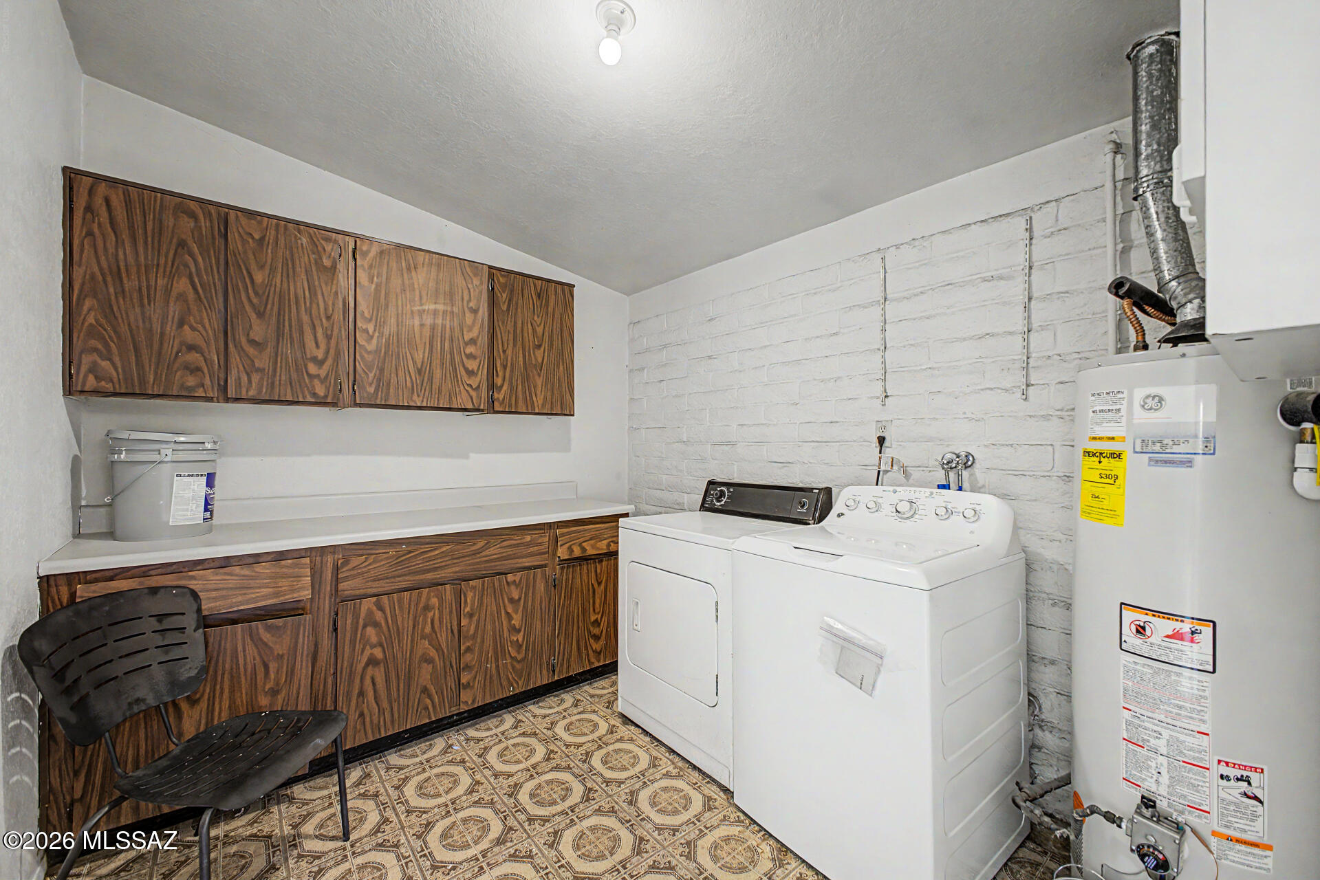 Casas Adobes Park (416-540) - Residential