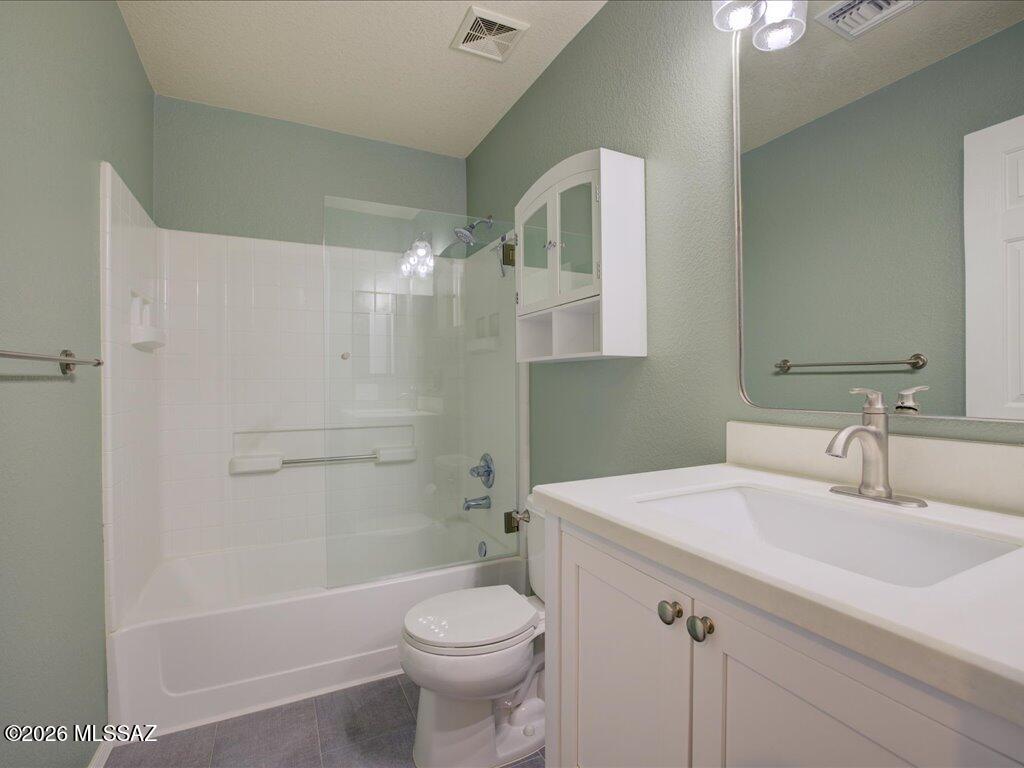 Rancho Del Lago (1-100) - Residential