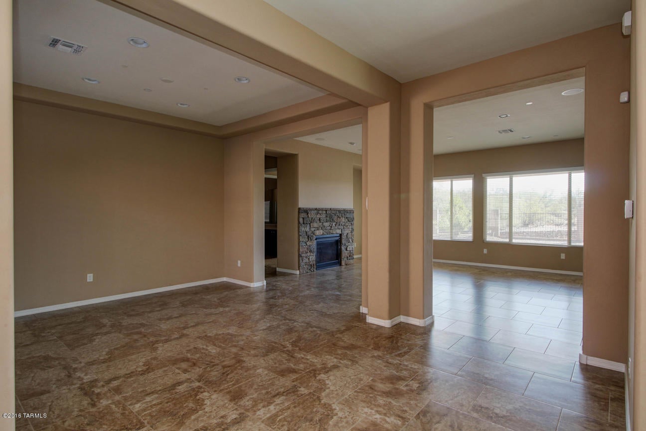 Preserve III at Dove Mtn (306-486,530-534,577-605) - Residential Lease