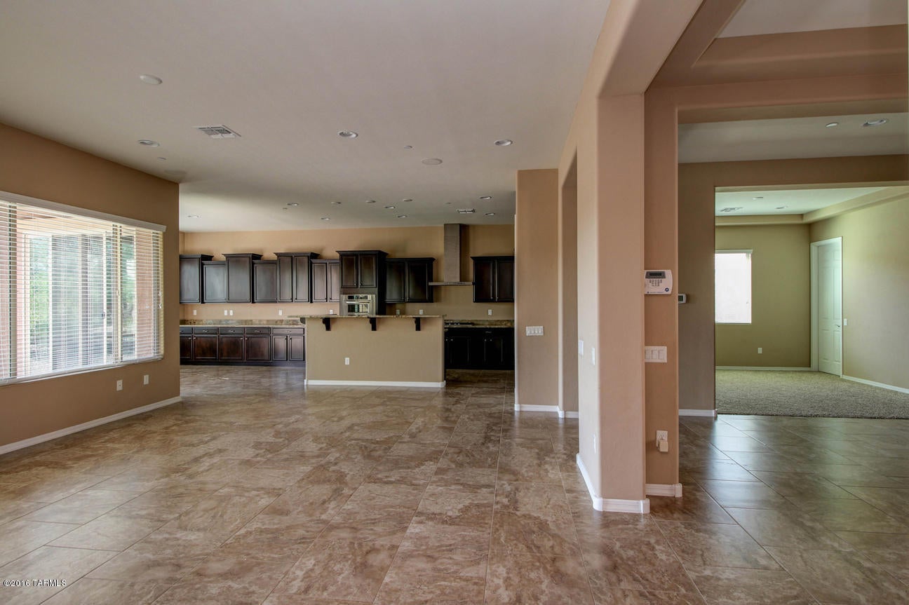 Preserve III at Dove Mtn (306-486,530-534,577-605) - Residential Lease