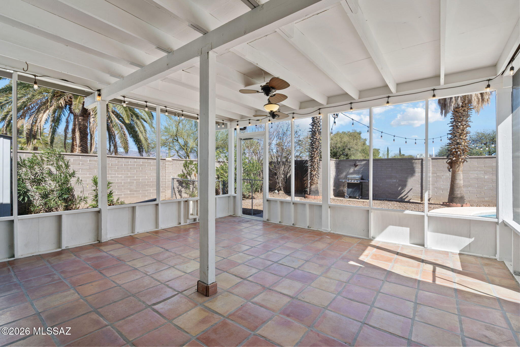 Broadway East (113-253) - Residential