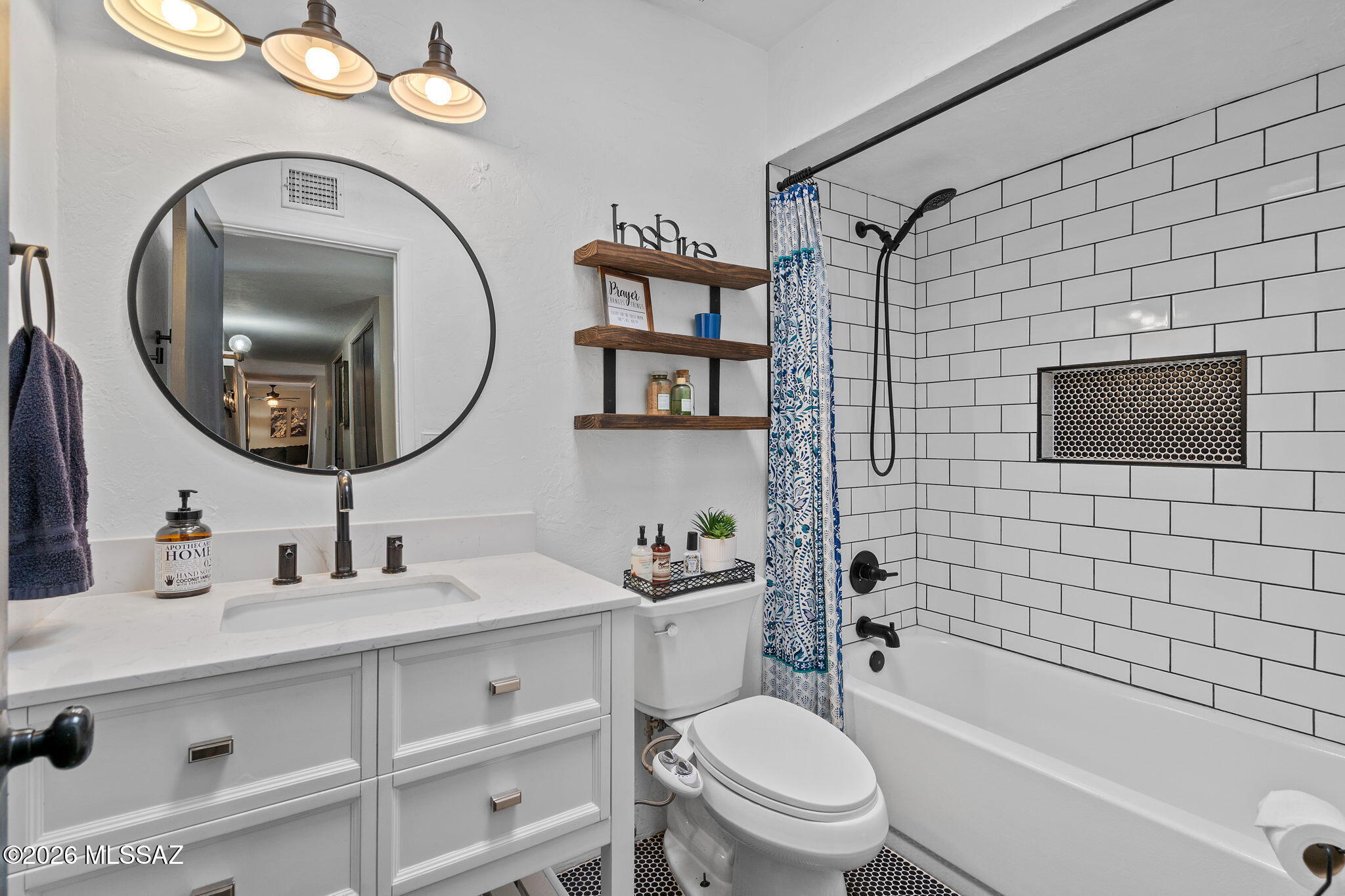 Broadway East (113-253) - Residential