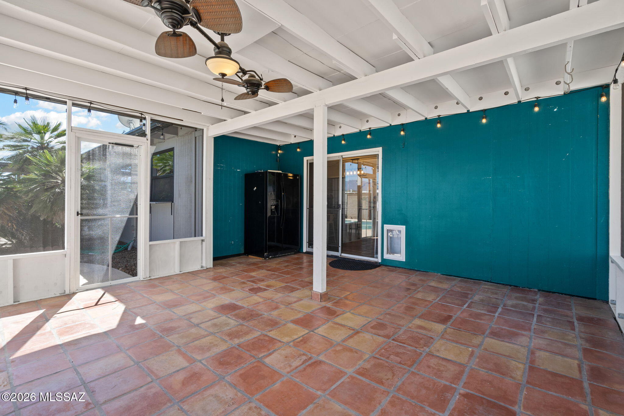 Broadway East (113-253) - Residential