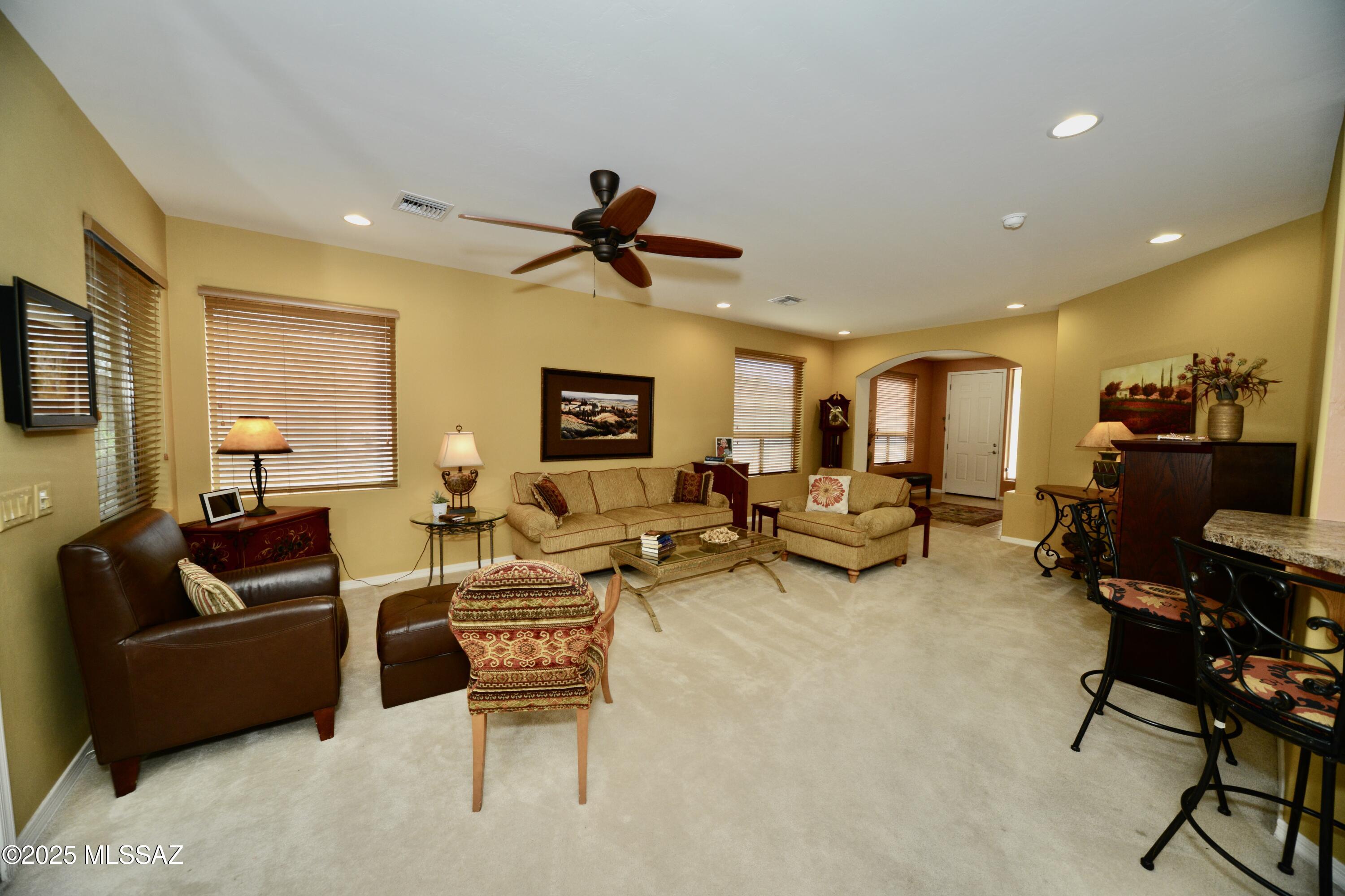 Las Campanas Villiage Phase II (112-219) - Residential