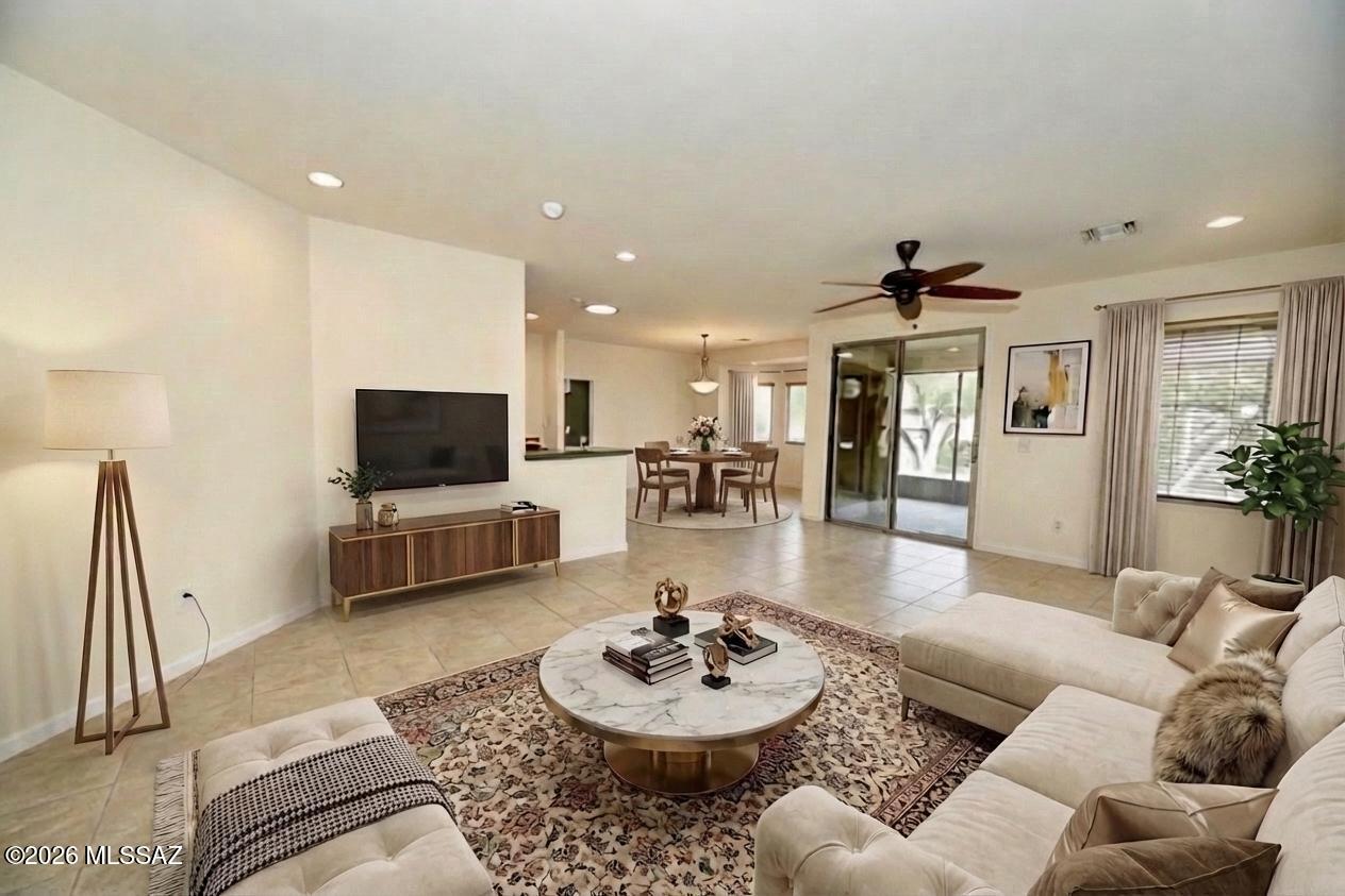 Las Campanas Villiage Phase II (112-219) - Residential