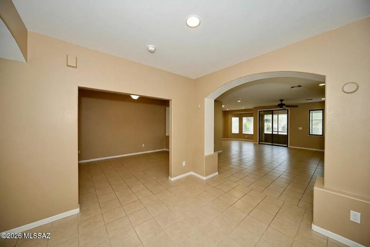 Las Campanas Villiage Phase II (112-219) - Residential