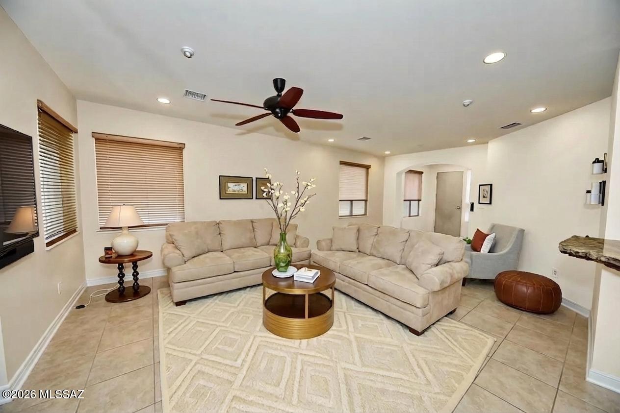 Las Campanas Villiage Phase II (112-219) - Residential