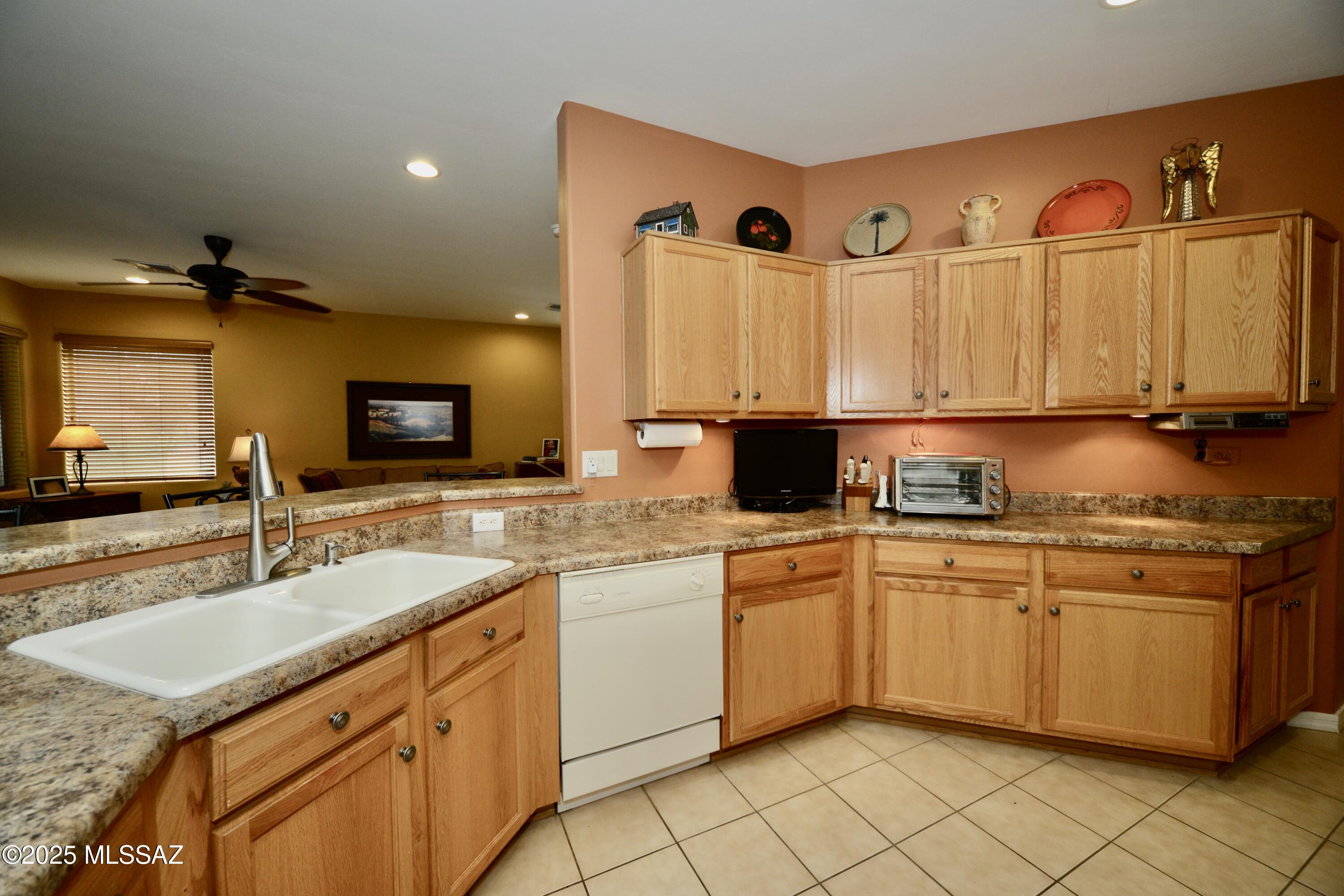 Las Campanas Villiage Phase II (112-219) - Residential