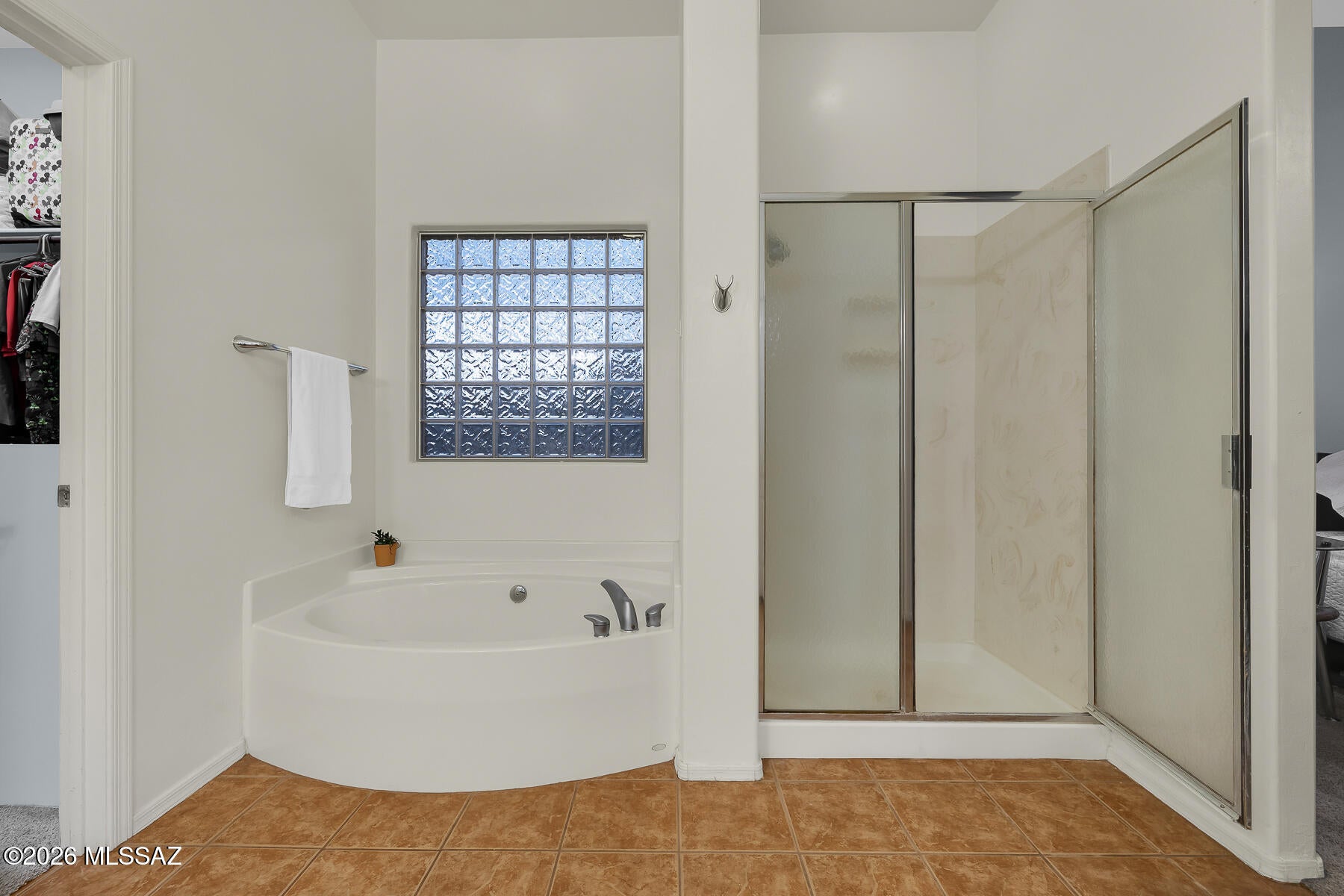 Continental Reserve Blk. 1 & 7 (1-61) - Residential