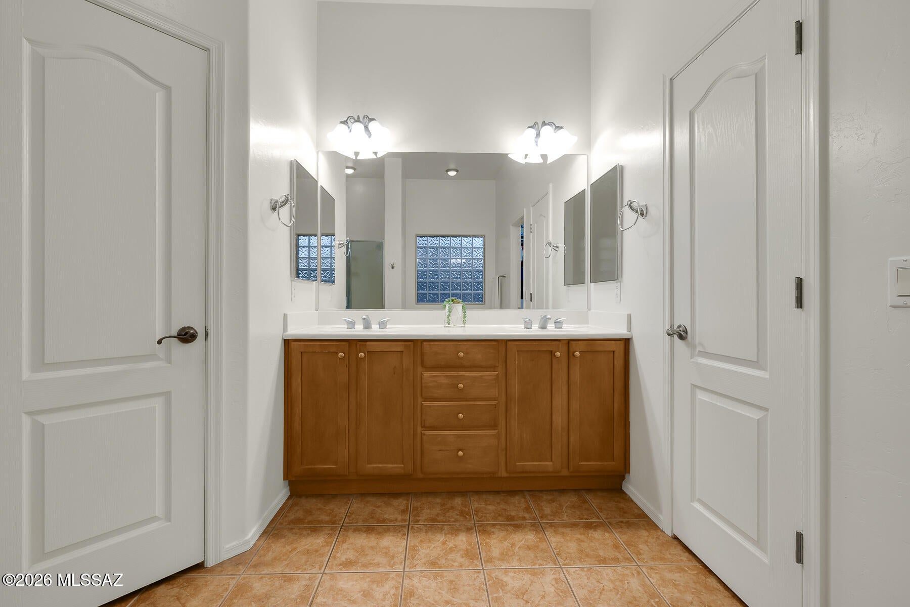 Continental Reserve Blk. 1 & 7 (1-61) - Residential