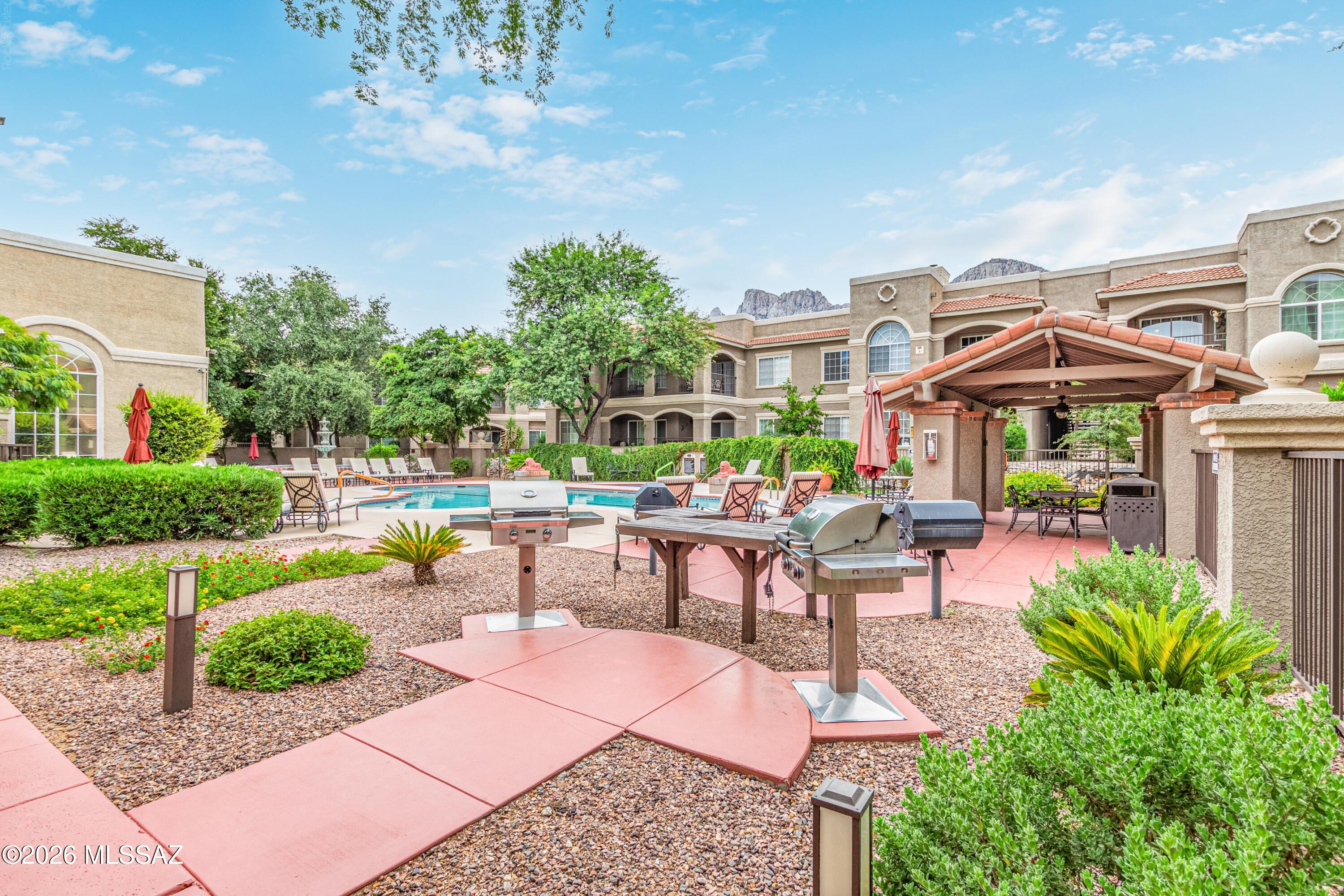 The Boulders at La Reserve Condominiums - Residential