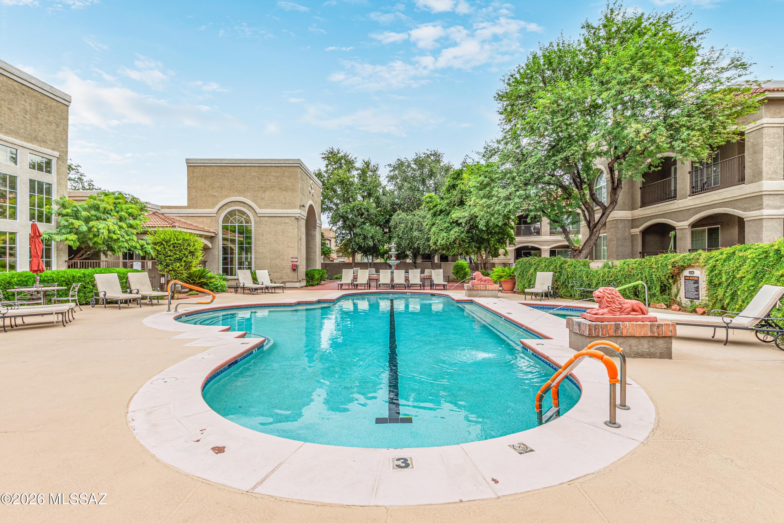 The Boulders at La Reserve Condominiums - Residential