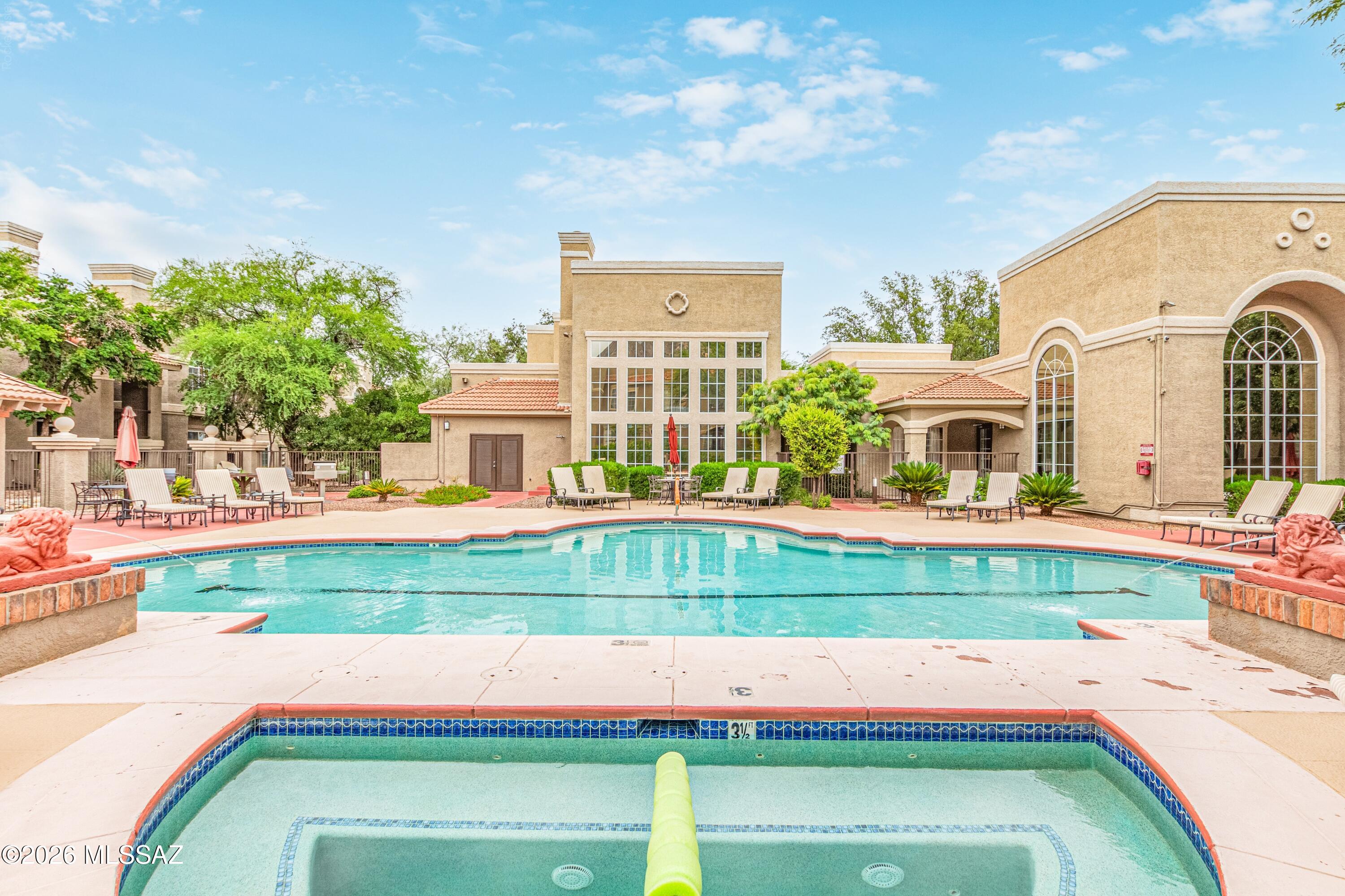 The Boulders at La Reserve Condominiums - Residential
