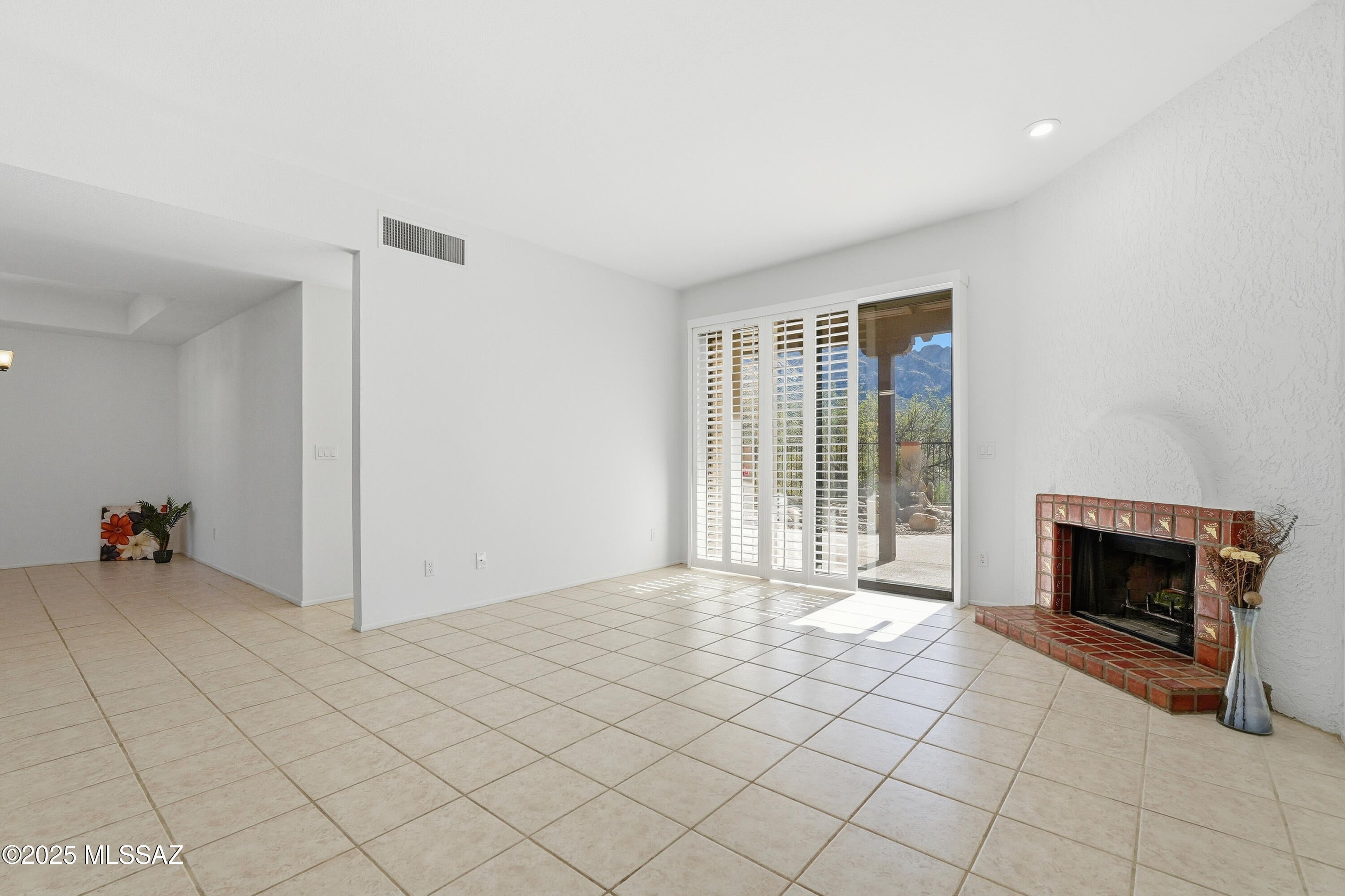 El Conquistador Resort Patio Homes (96-154) - Residential