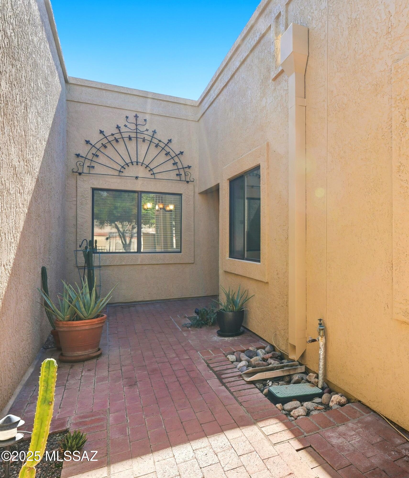 El Conquistador Resort Patio Homes (96-154) - Residential