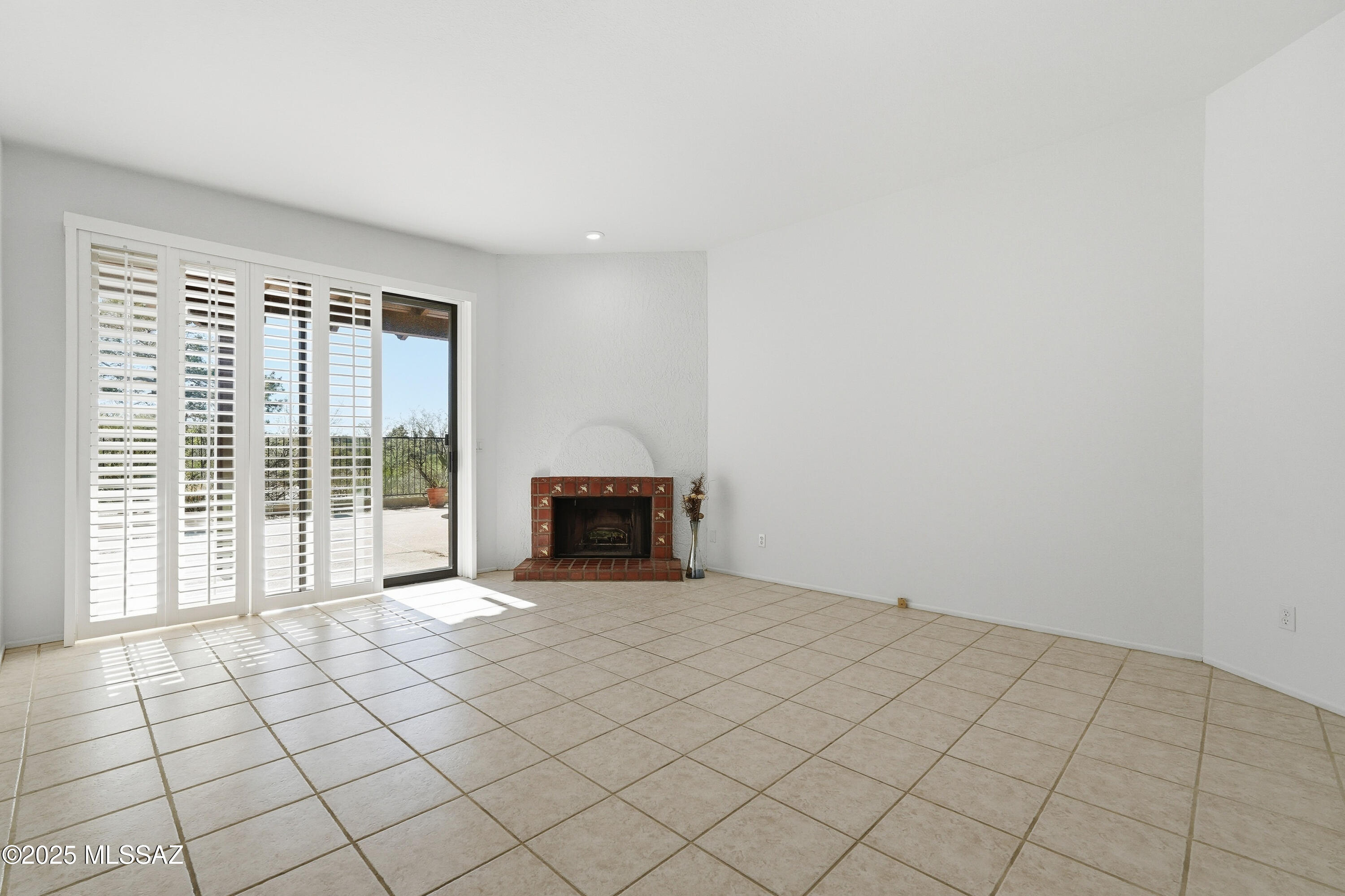 El Conquistador Resort Patio Homes (96-154) - Residential