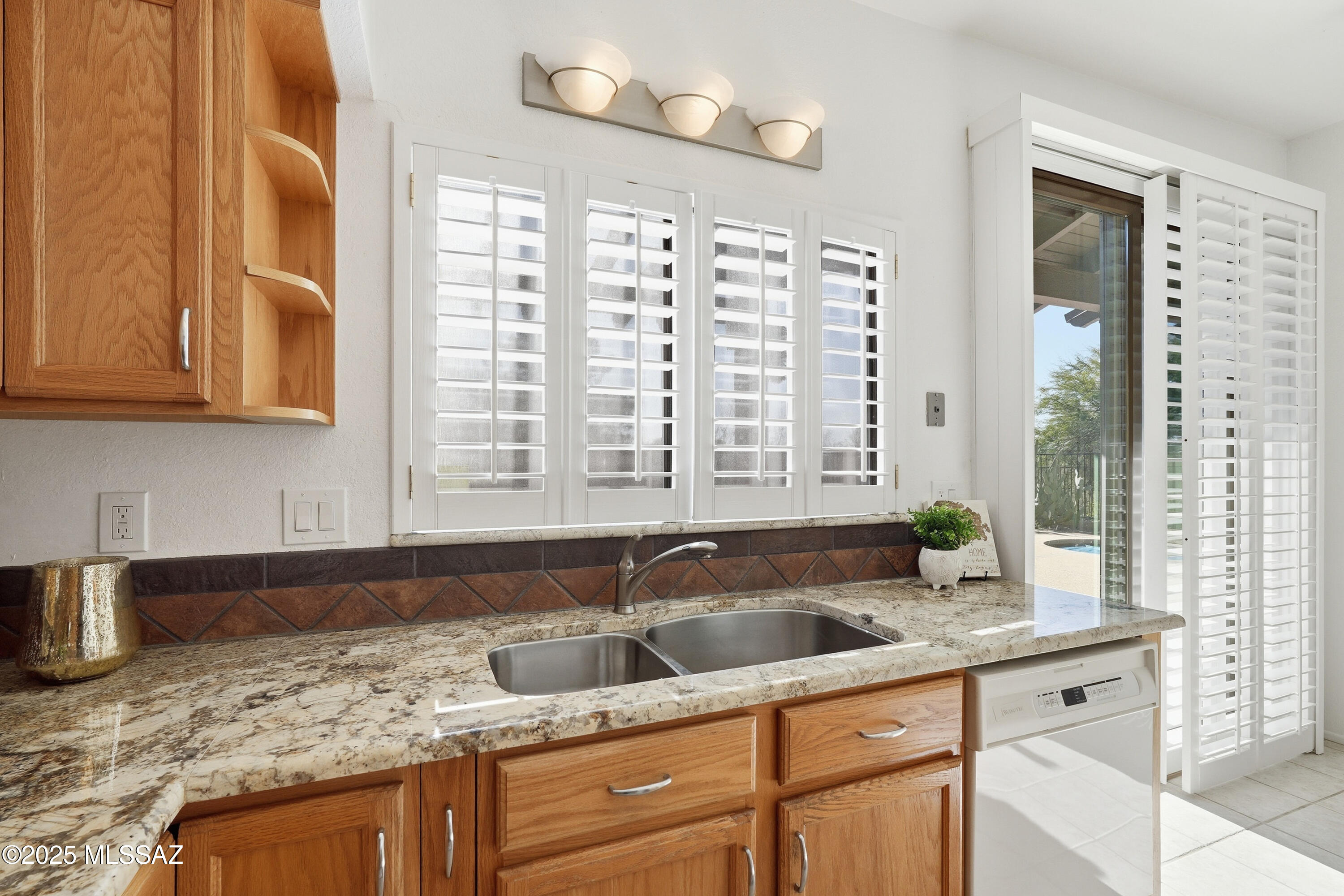 El Conquistador Resort Patio Homes (96-154) - Residential