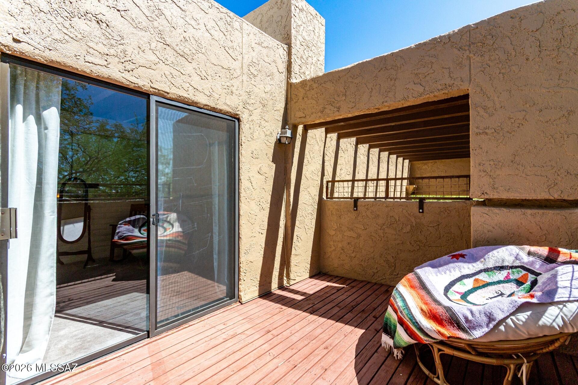 El Mirador Townhouses (1-41) - Residential