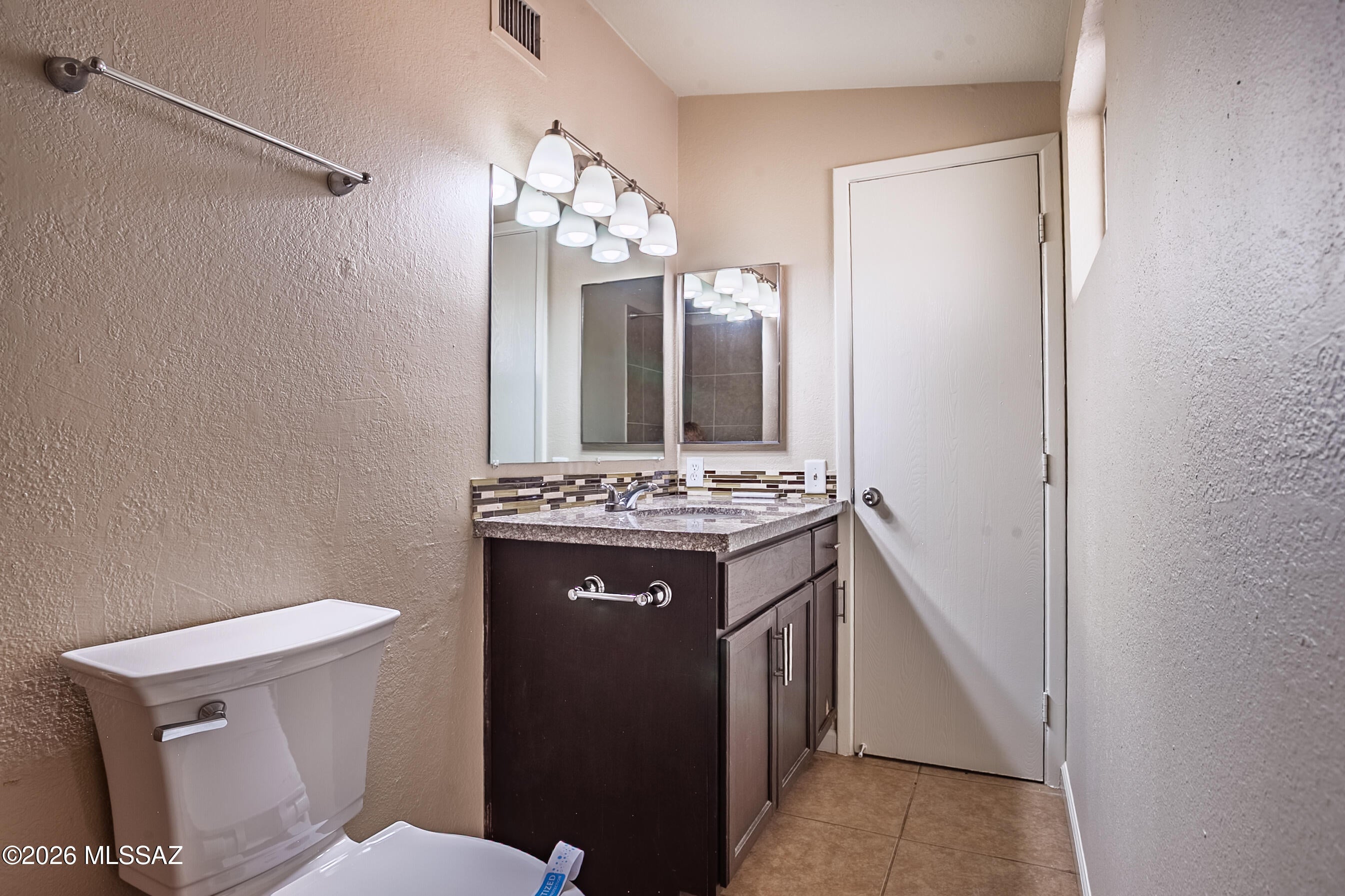 Heritage Hills II (222-424) - Residential Lease