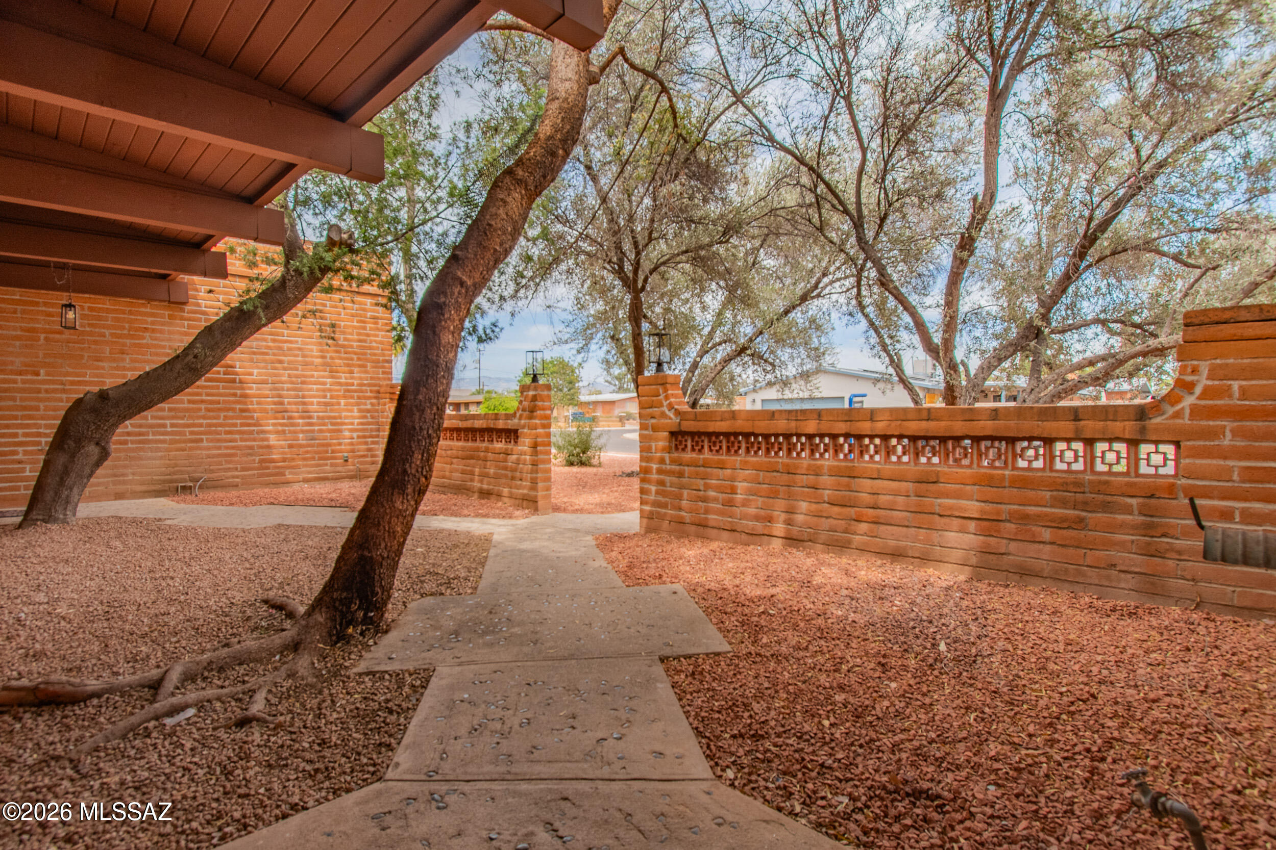 Wilshire Terrace - Residential