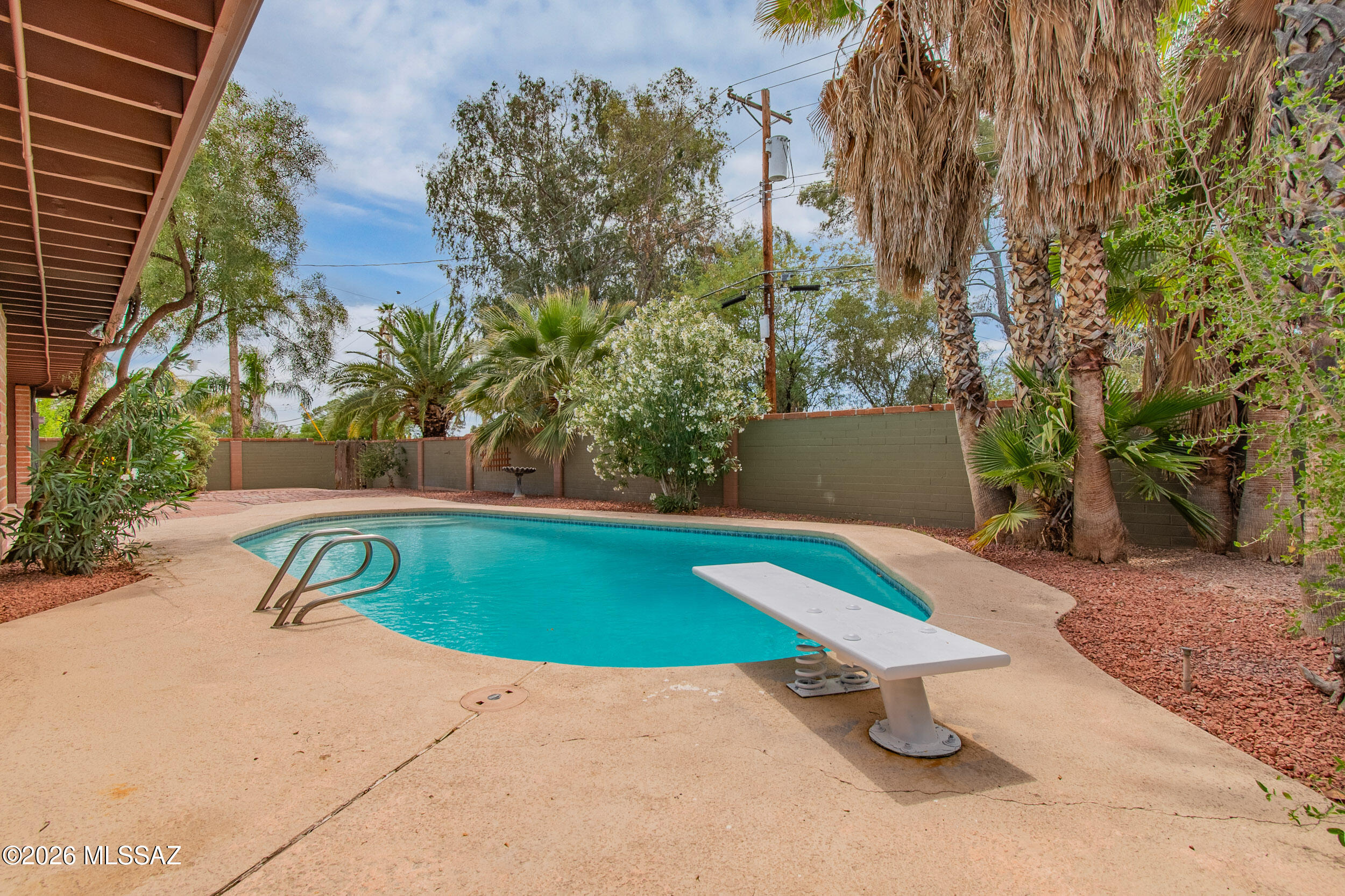 Wilshire Terrace - Residential