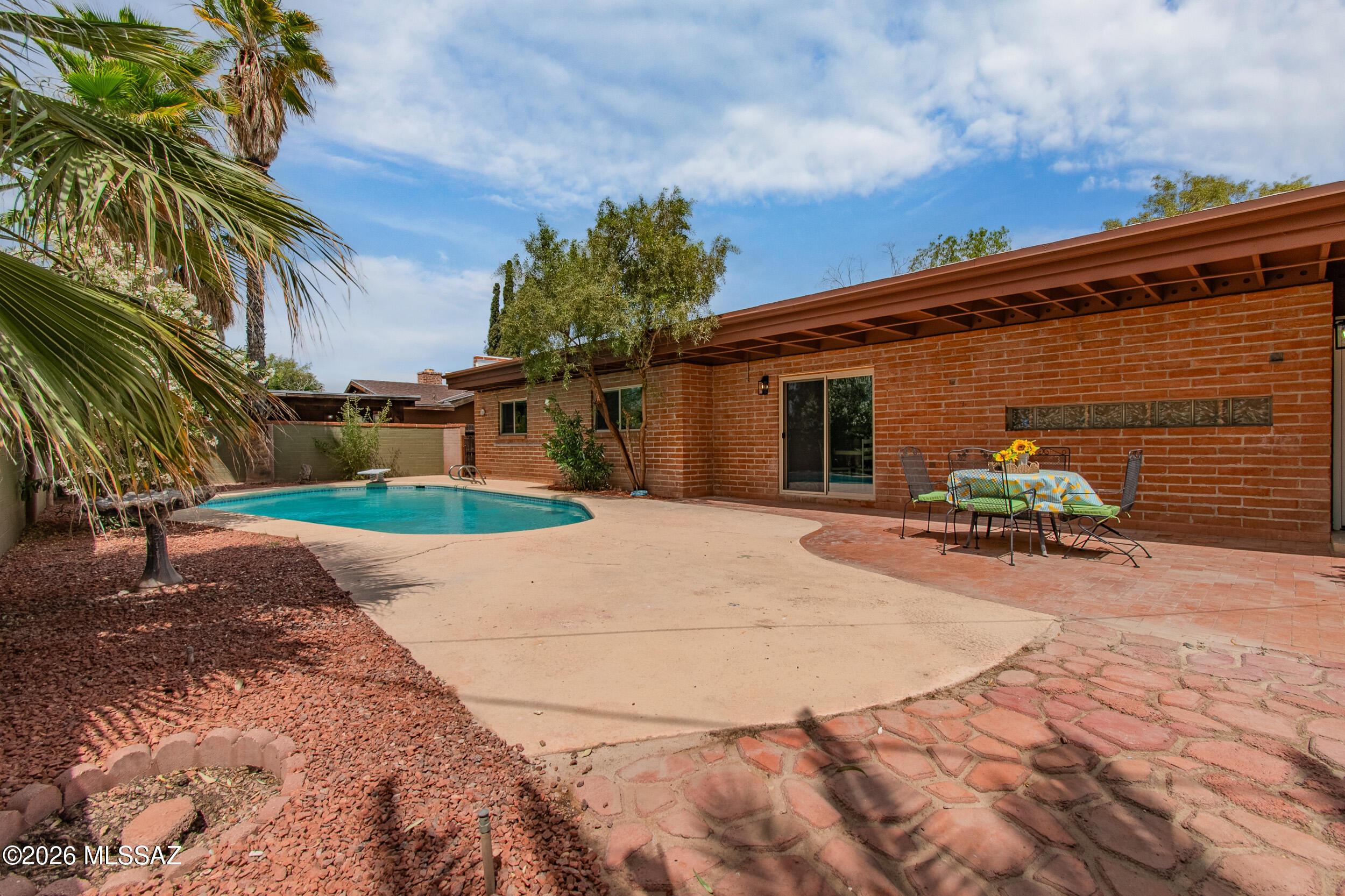 Wilshire Terrace - Residential