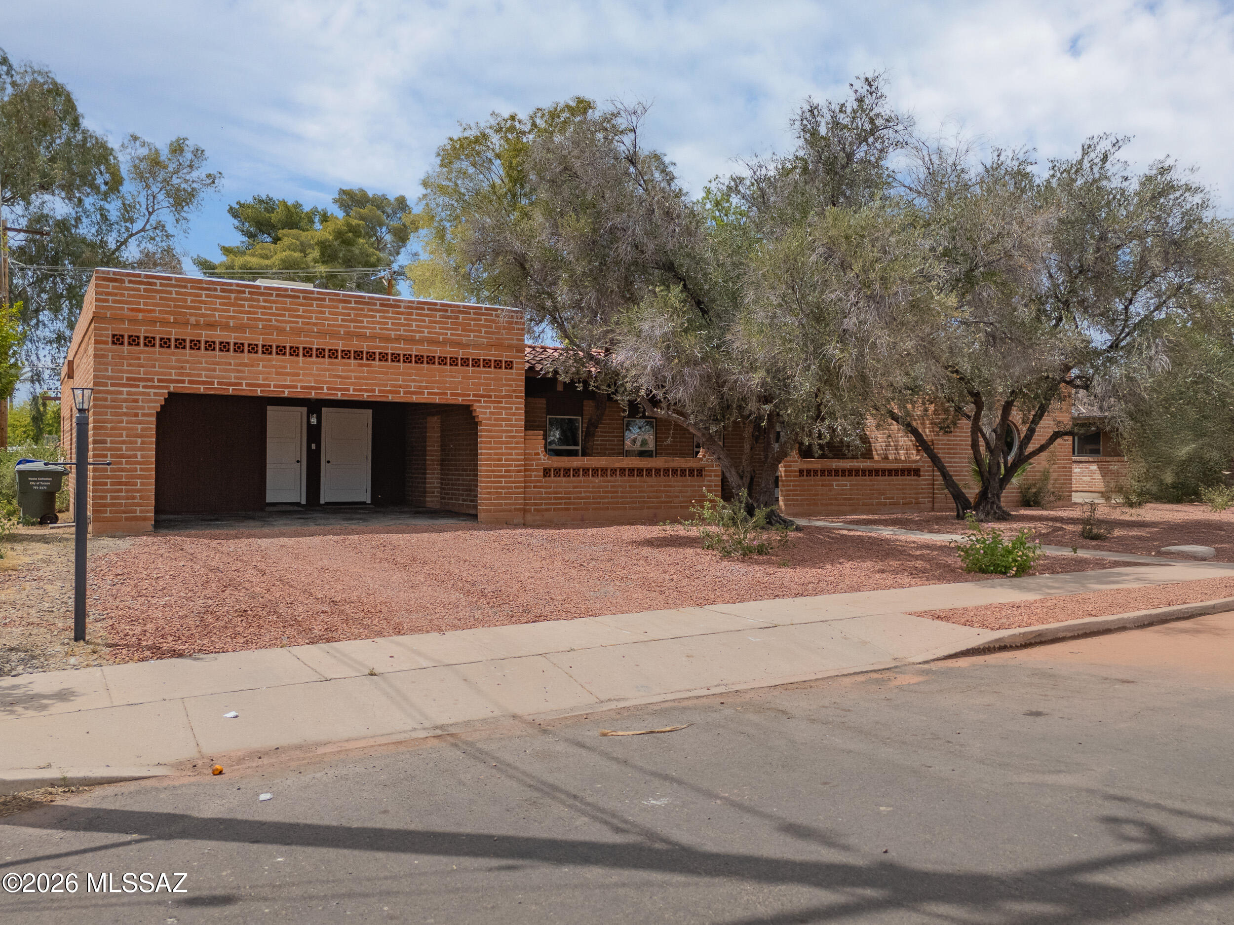 Wilshire Terrace - Residential