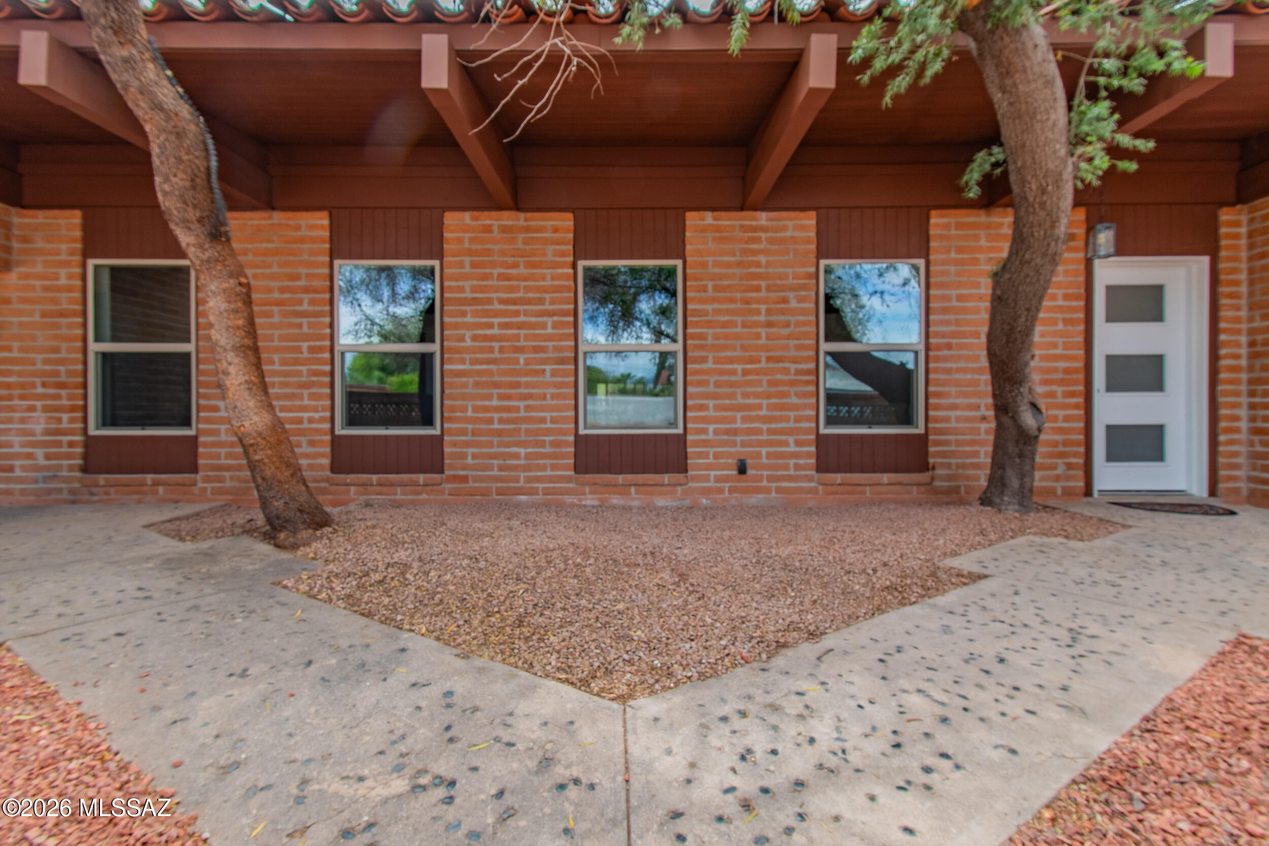 Wilshire Terrace - Residential