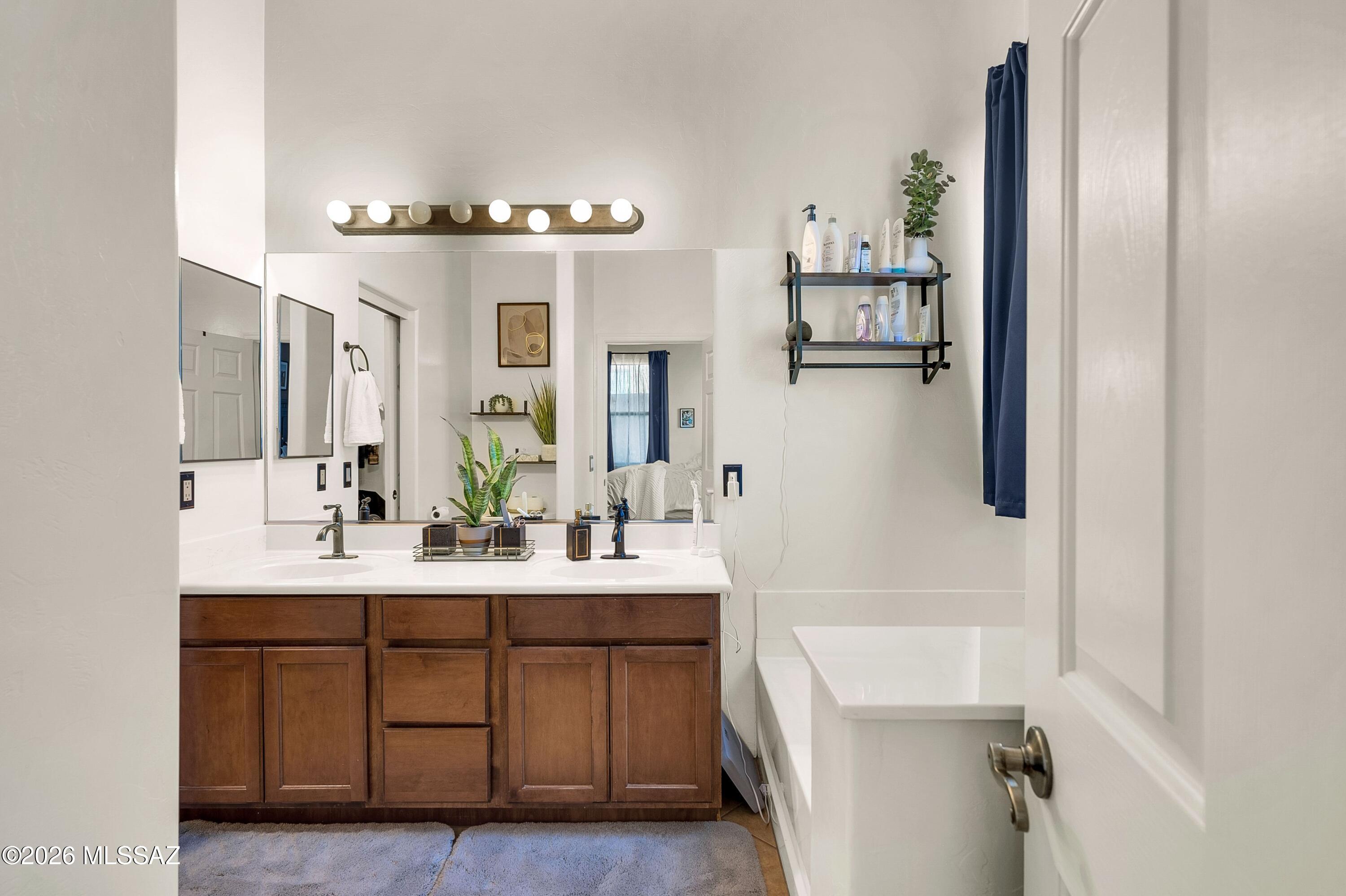 Oasis Santa Rita (1-298) - Residential