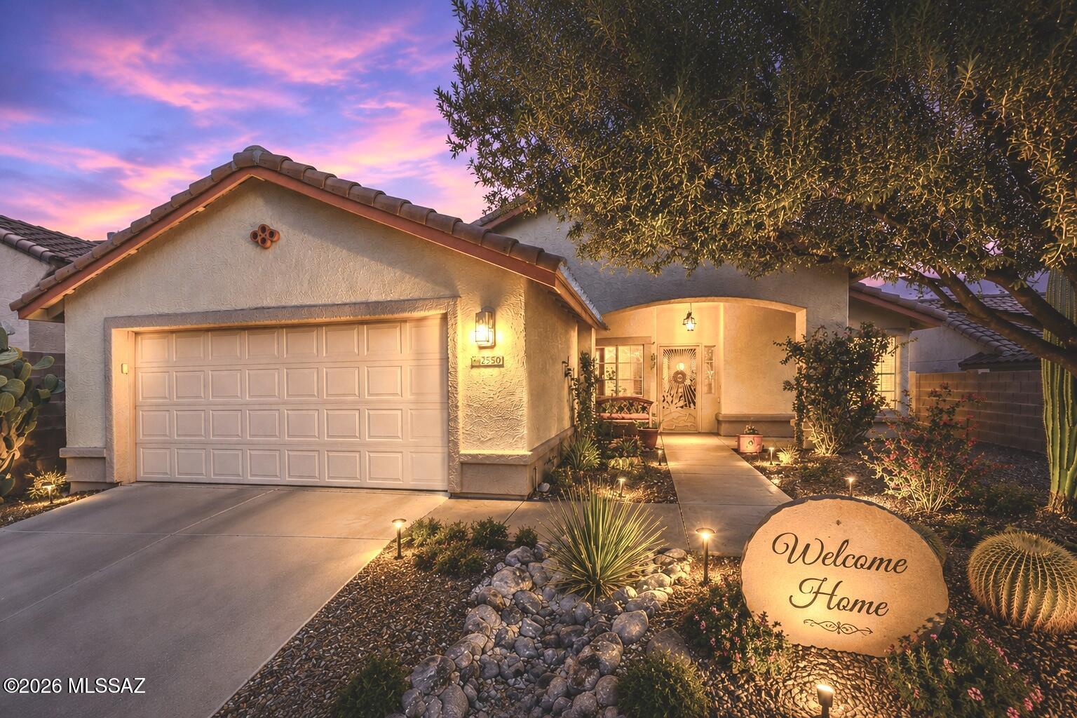 I may not have a 3-car garage or room for that ''monster truck'' but what I DO have is character, charm + a backyard that takes in the golf course, with a view of the mountains that makes one appreciate why you moved to Arizona! This house, located in the desired golf community of Tucson Nat'l, offers you an established neighborhood in a golf community, mature landscape and 'lock-and-leave' convenience! Come see our 2BD/2BA 1660 s/f house for yourself