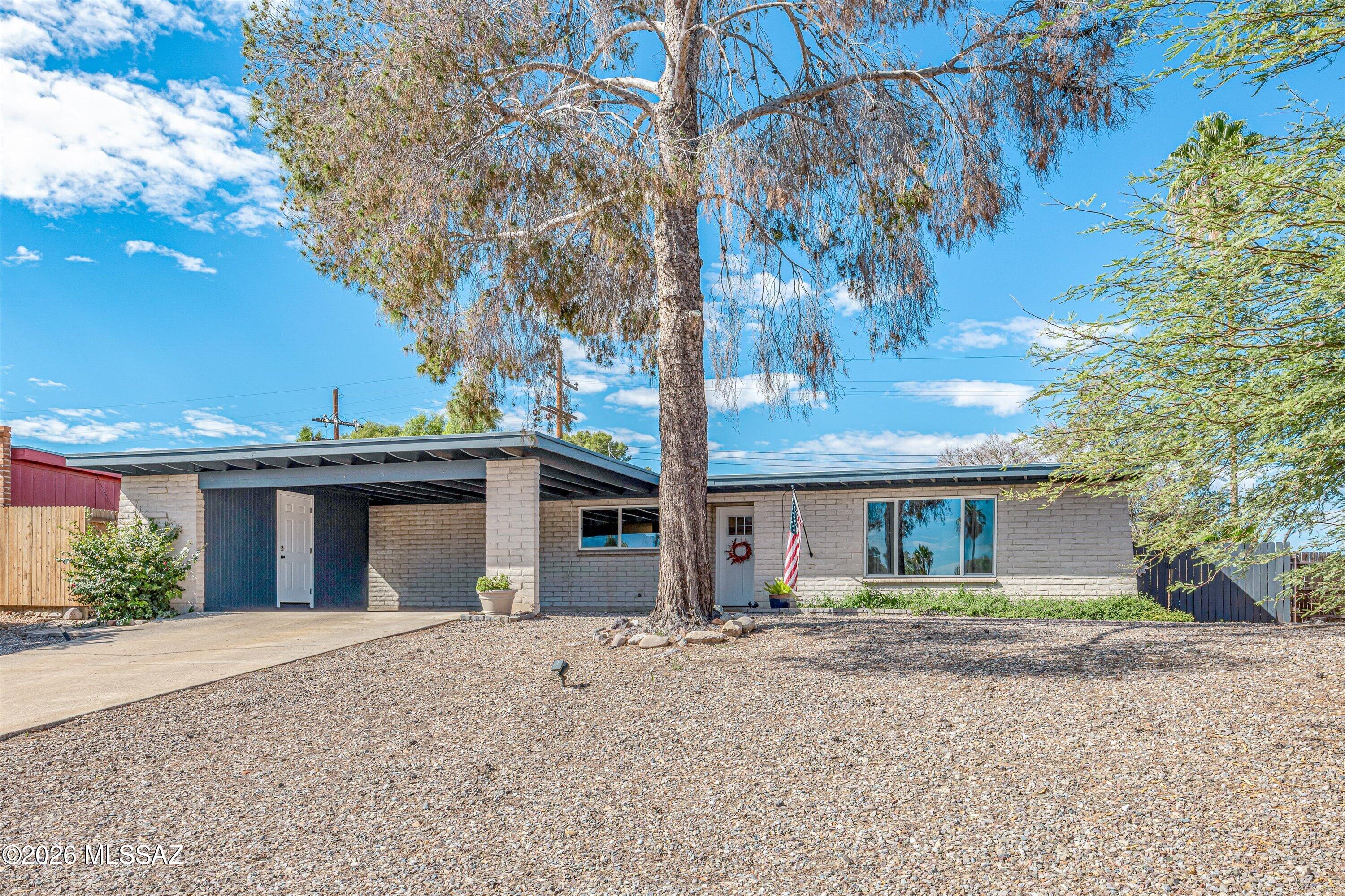 Enjoy peaceful golf course living in this inviting 3-bedroom, 2-bath home  in a quiet neighborhood. Situated along the 17th hole of Rolling Hills Golf Course, the property backs to a pond providing breathtaking views & creating a relaxing setting to enjoy the surrounding landscape. With direct access to the golf course, this home offers a wonderful opportunity to embrace the golf course lifestyle. Major updates provide added peace of mind, including a roof, windows, HVAC system, and water heater all replaced within the last 3 years.  Whether you're an avid golfer or simply appreciate a tranquil setting, this home offers a special opportunity to enjoy comfortable living in a desirable community with no HOA.