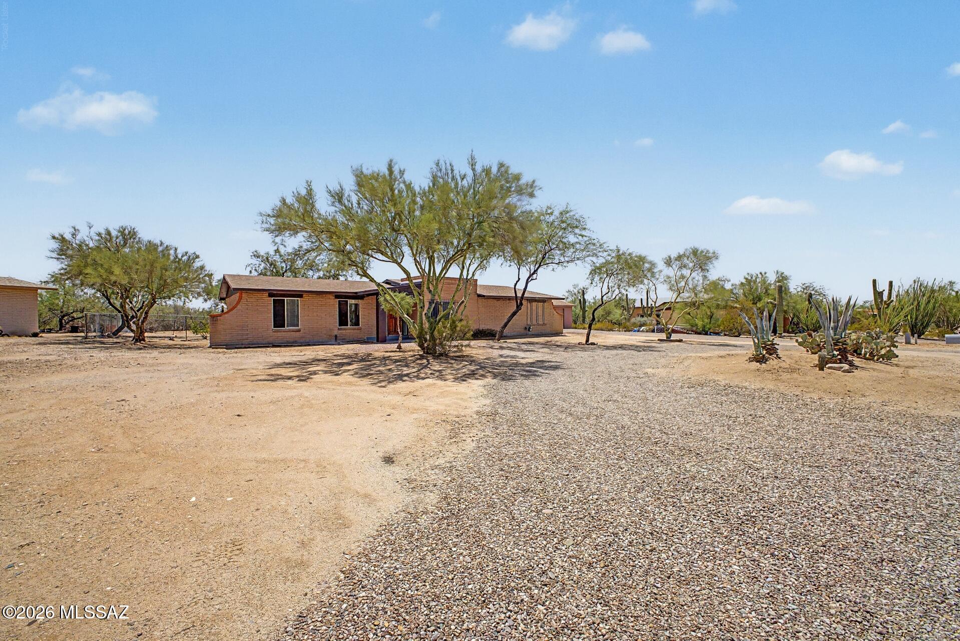 Rancho Feliz(1-115) - Residential