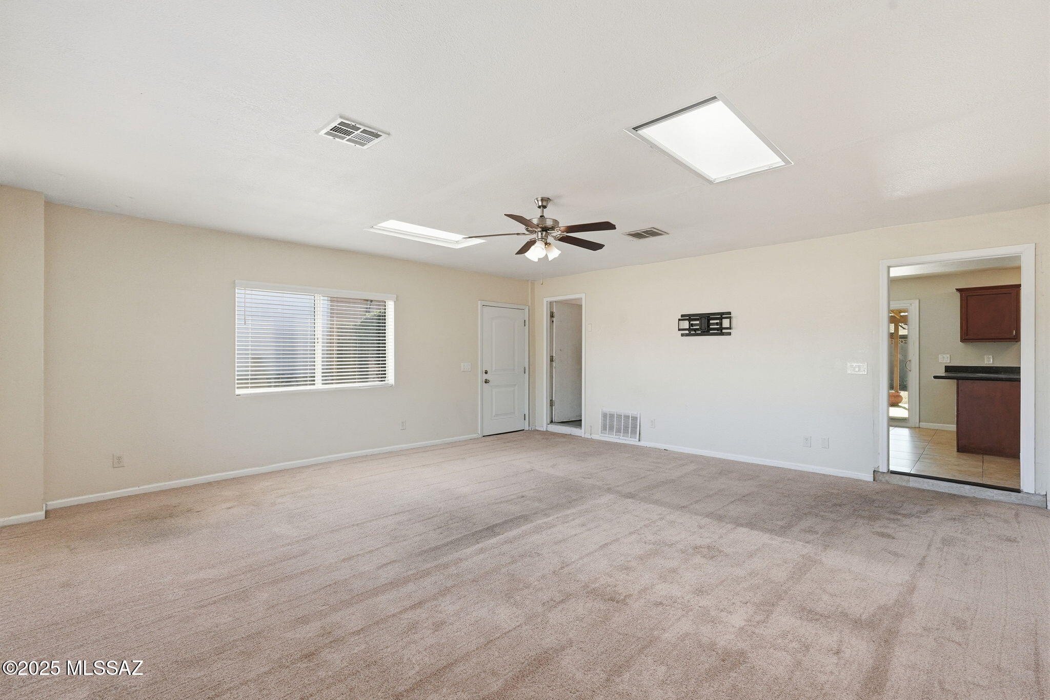 Lincoln Ridge (1-207) - Residential