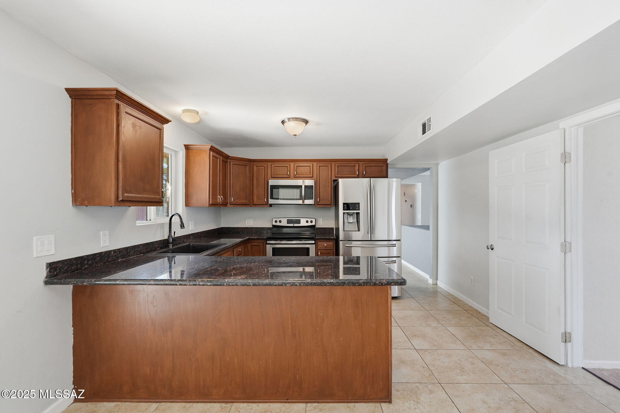 Lincoln Ridge (1-207) - Residential