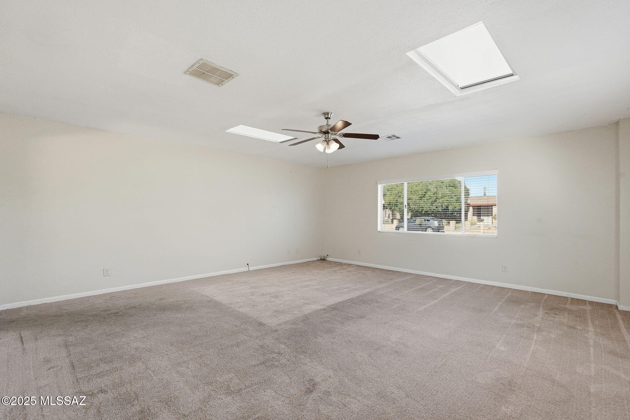 Lincoln Ridge (1-207) - Residential